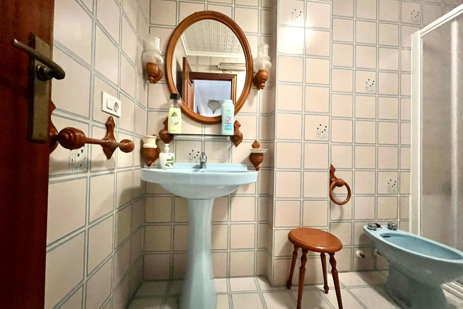 Odsprzedaż - Mieszkanie w bloku - Torrevieja - Acequion