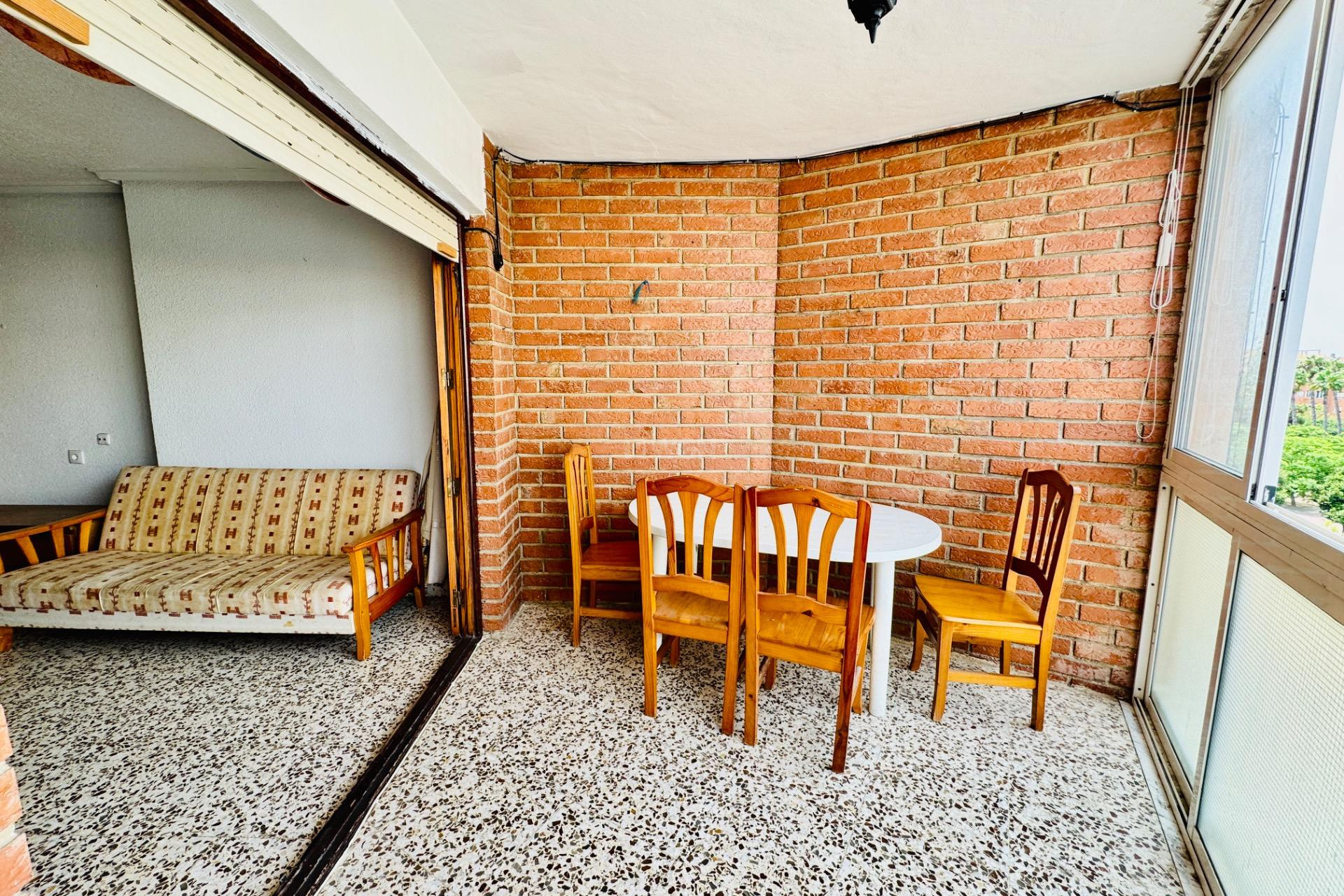 Odsprzedaż - Mieszkanie w bloku - Torrevieja - Acequion