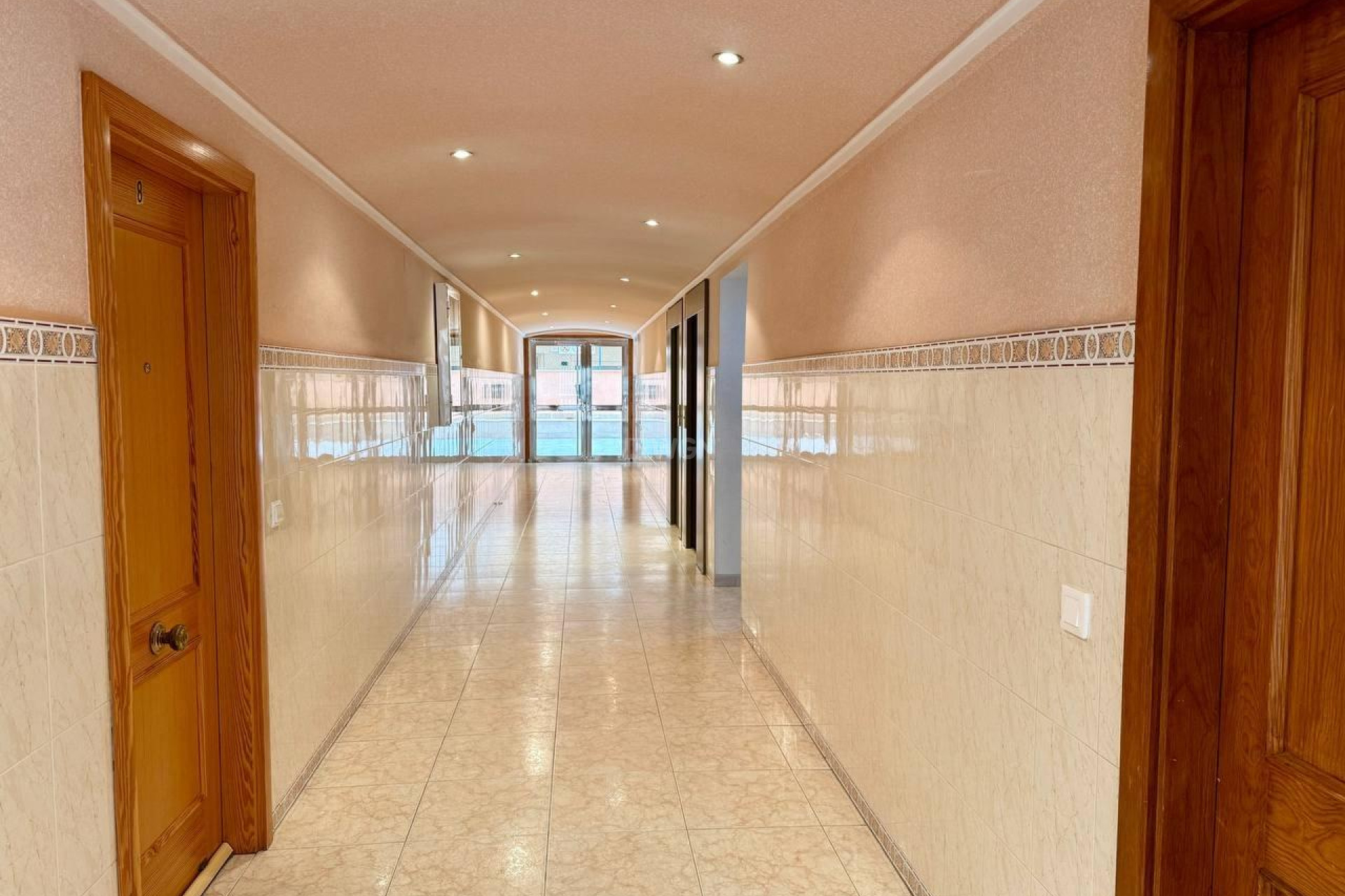 Odsprzedaż - Mieszkanie w bloku - Torrevieja - Acequion