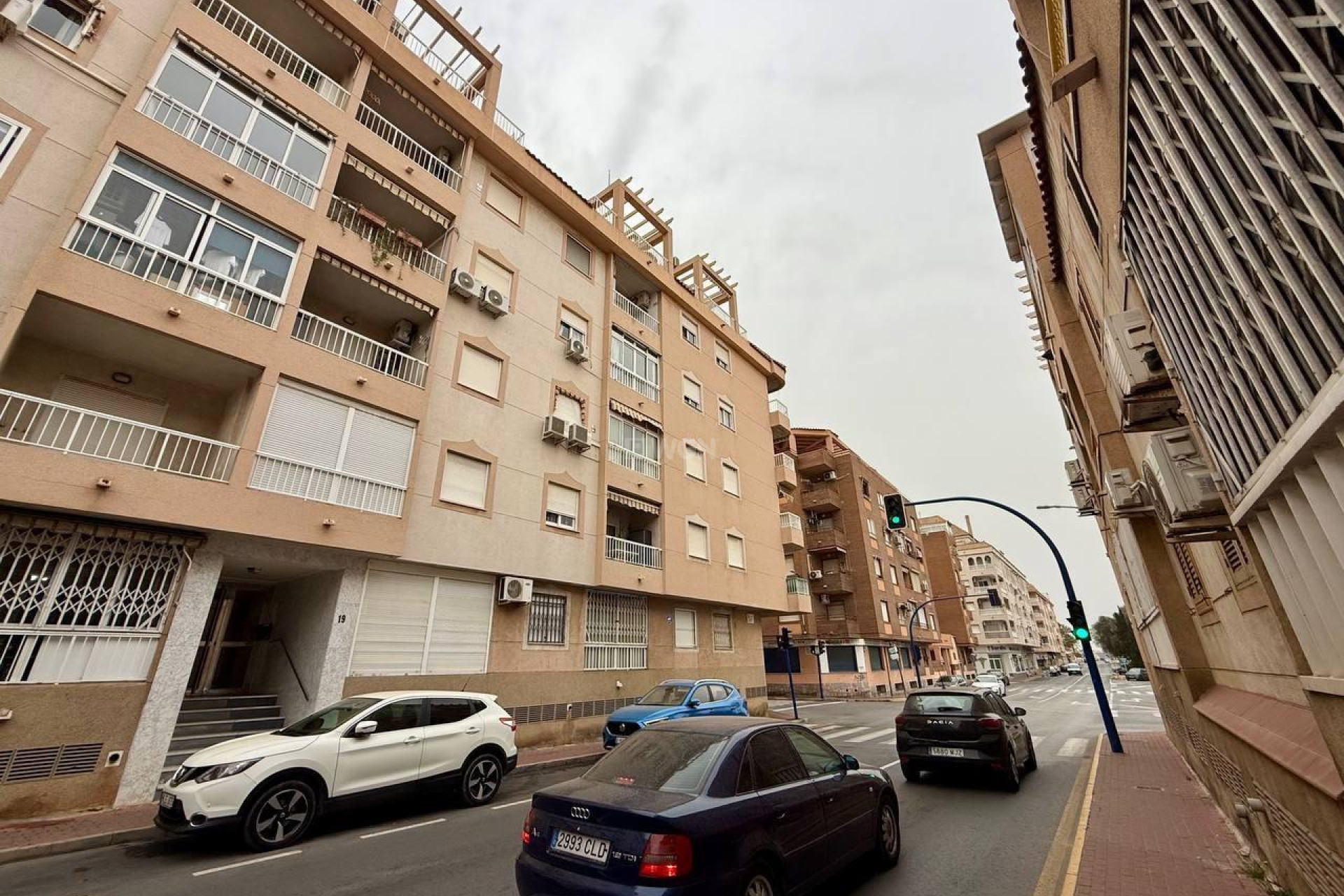 Odsprzedaż - Mieszkanie w bloku - Torrevieja - Acequion