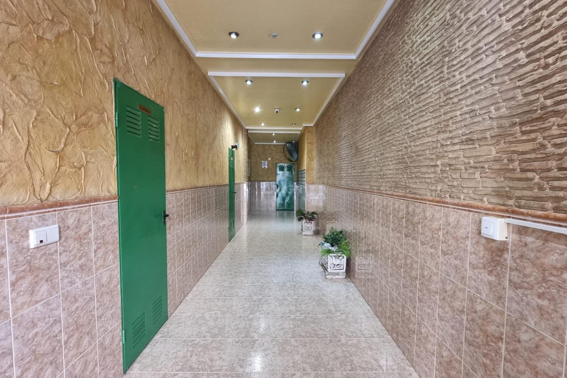 Odsprzedaż - Mieszkanie w bloku - Torrevieja - Acequion
