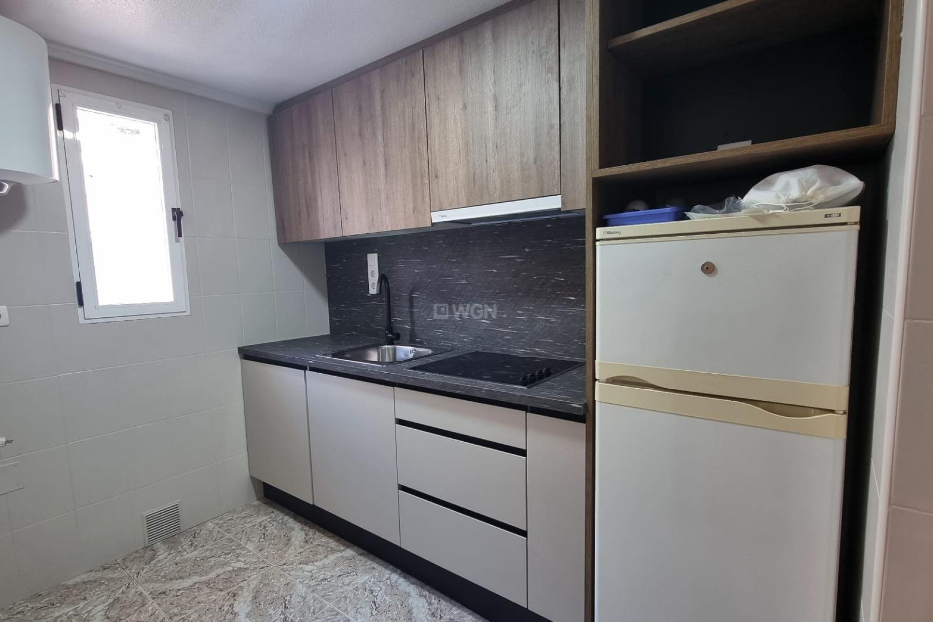 Odsprzedaż - Mieszkanie w bloku - Torrevieja - Acequion