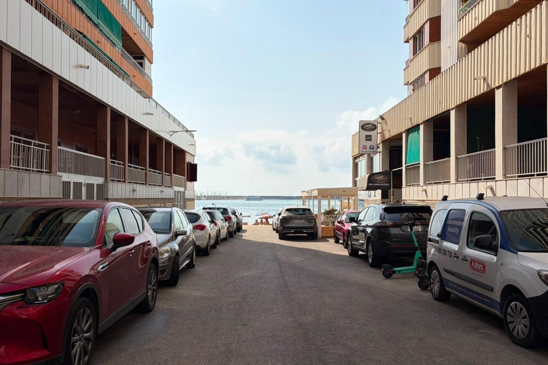 Odsprzedaż - Mieszkanie w bloku - Torrevieja - Acequion