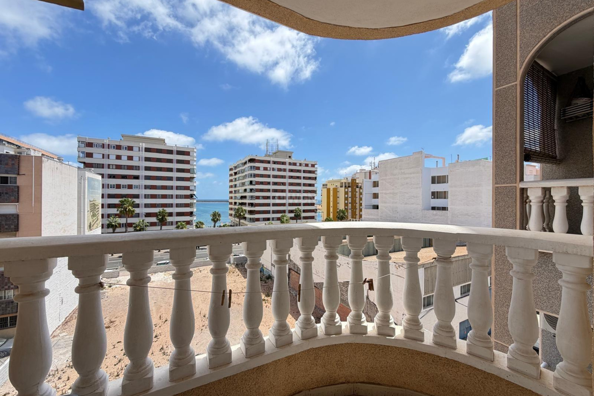 Odsprzedaż - Mieszkanie w bloku - Torrevieja - Acequion