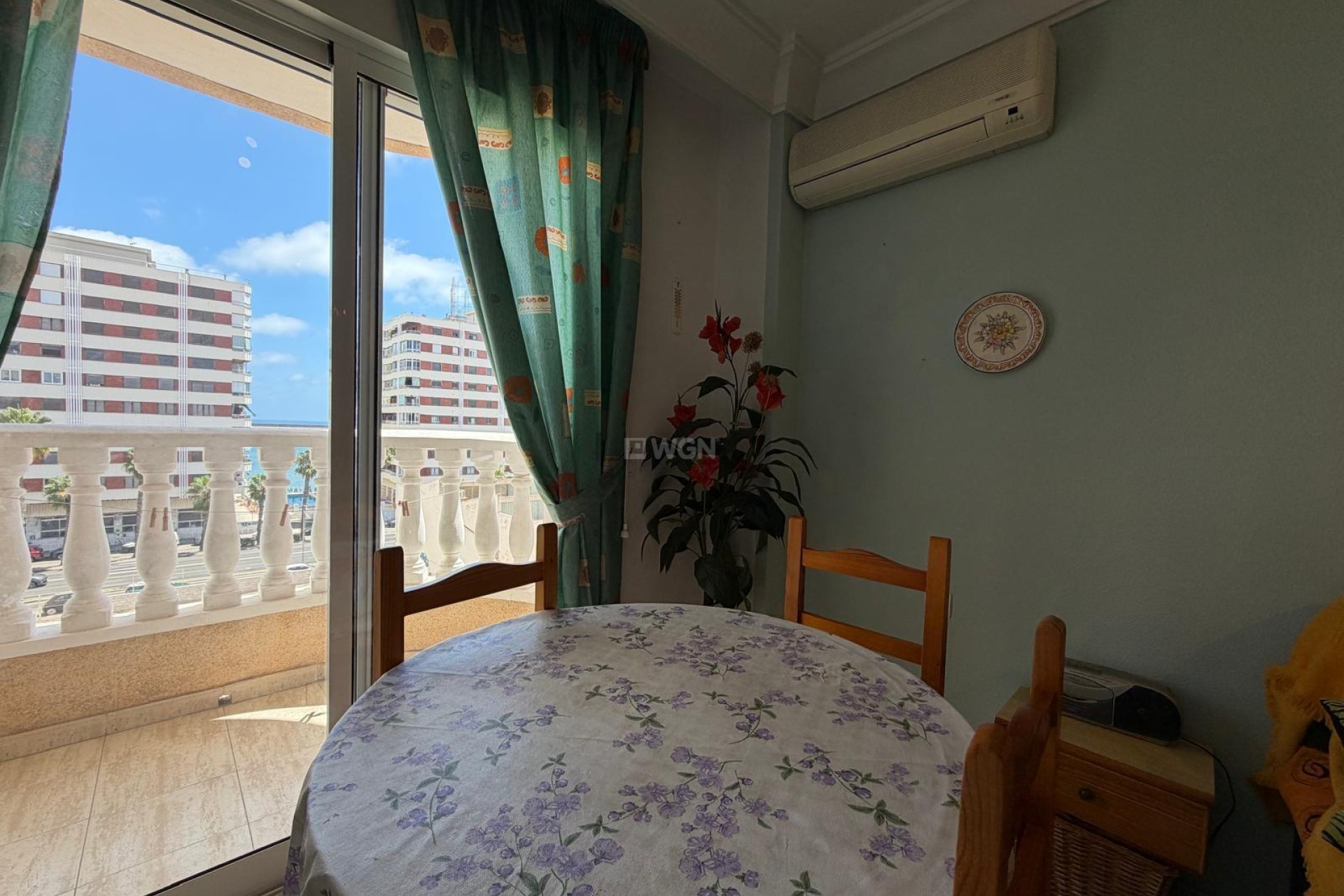 Odsprzedaż - Mieszkanie w bloku - Torrevieja - Acequion