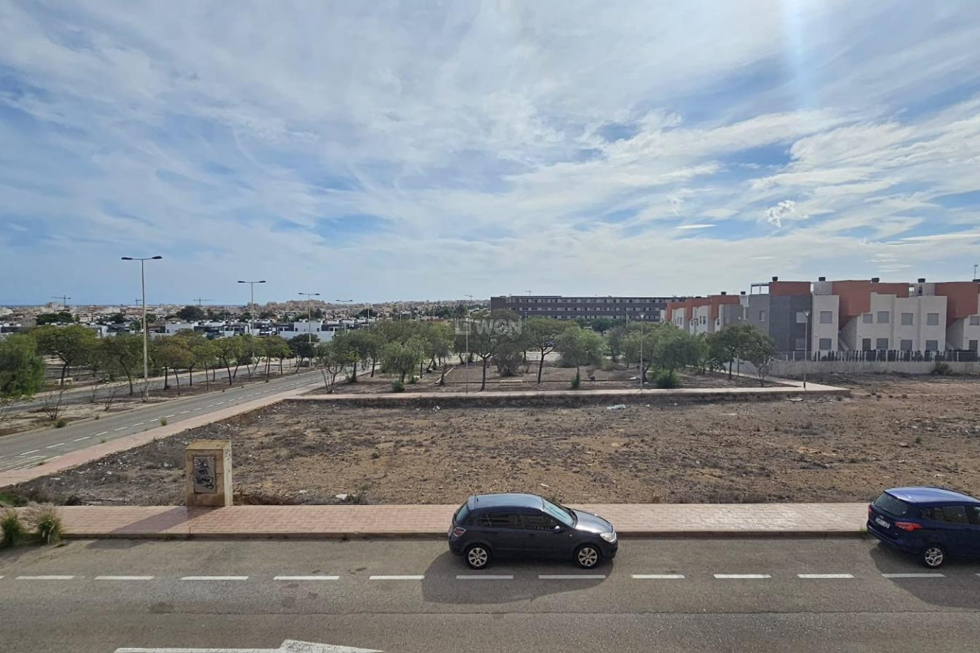 Odsprzedaż - Mieszkanie w bloku - Torrevieja - aguas nuevas