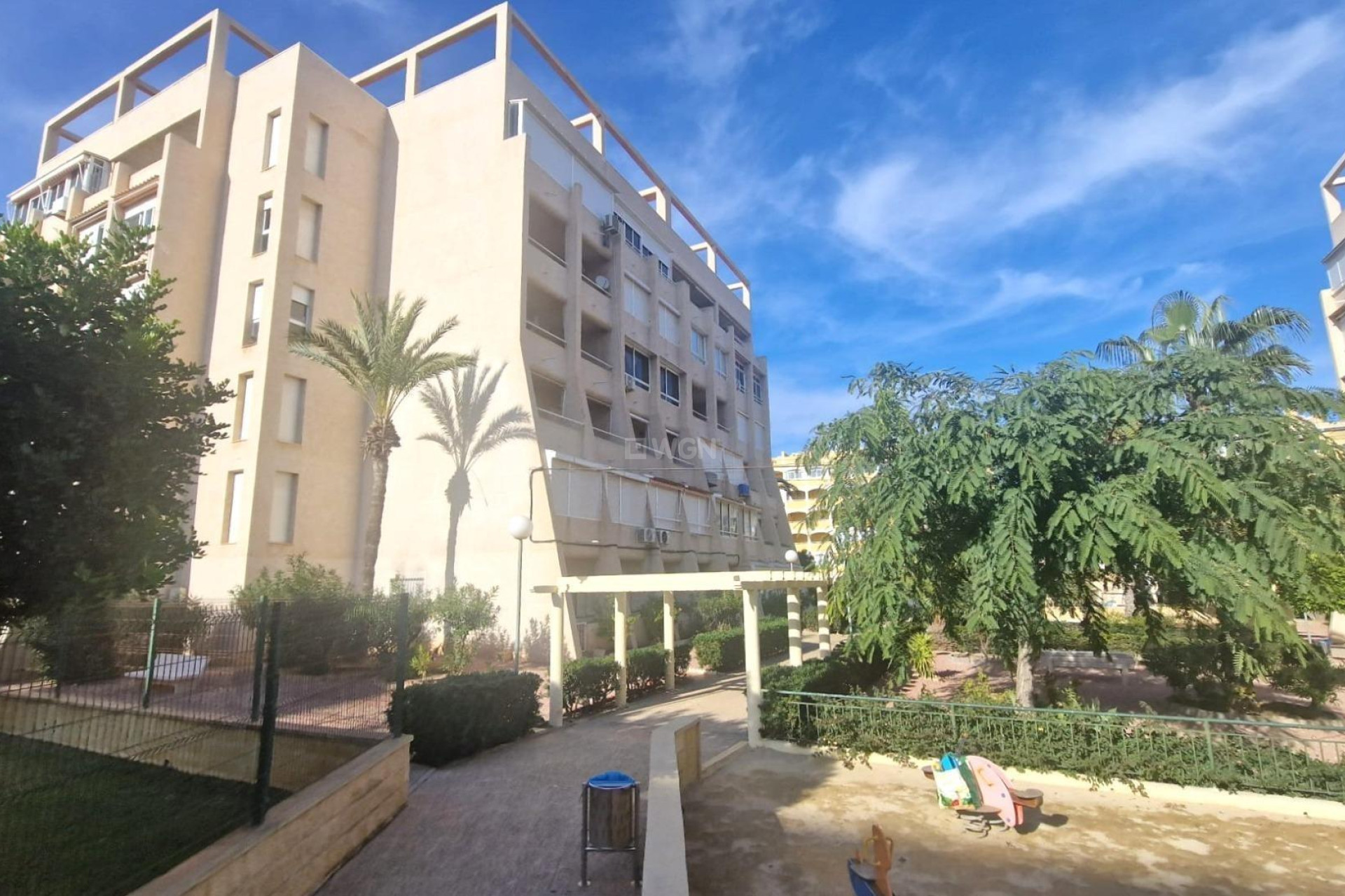 Odsprzedaż - Mieszkanie w bloku - Torrevieja - aguas nuevas