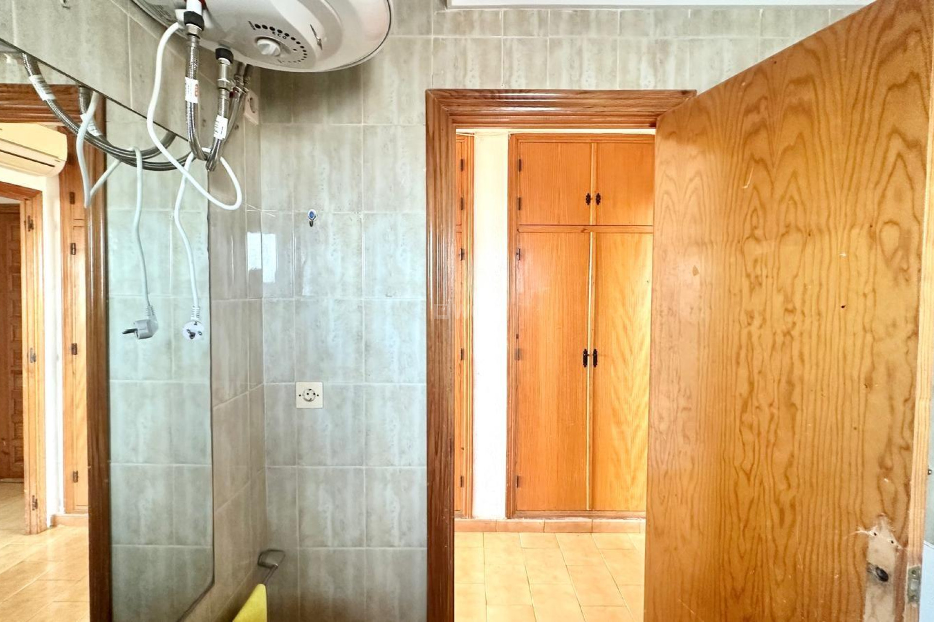 Odsprzedaż - Mieszkanie w bloku - Torrevieja - aguas nuevas