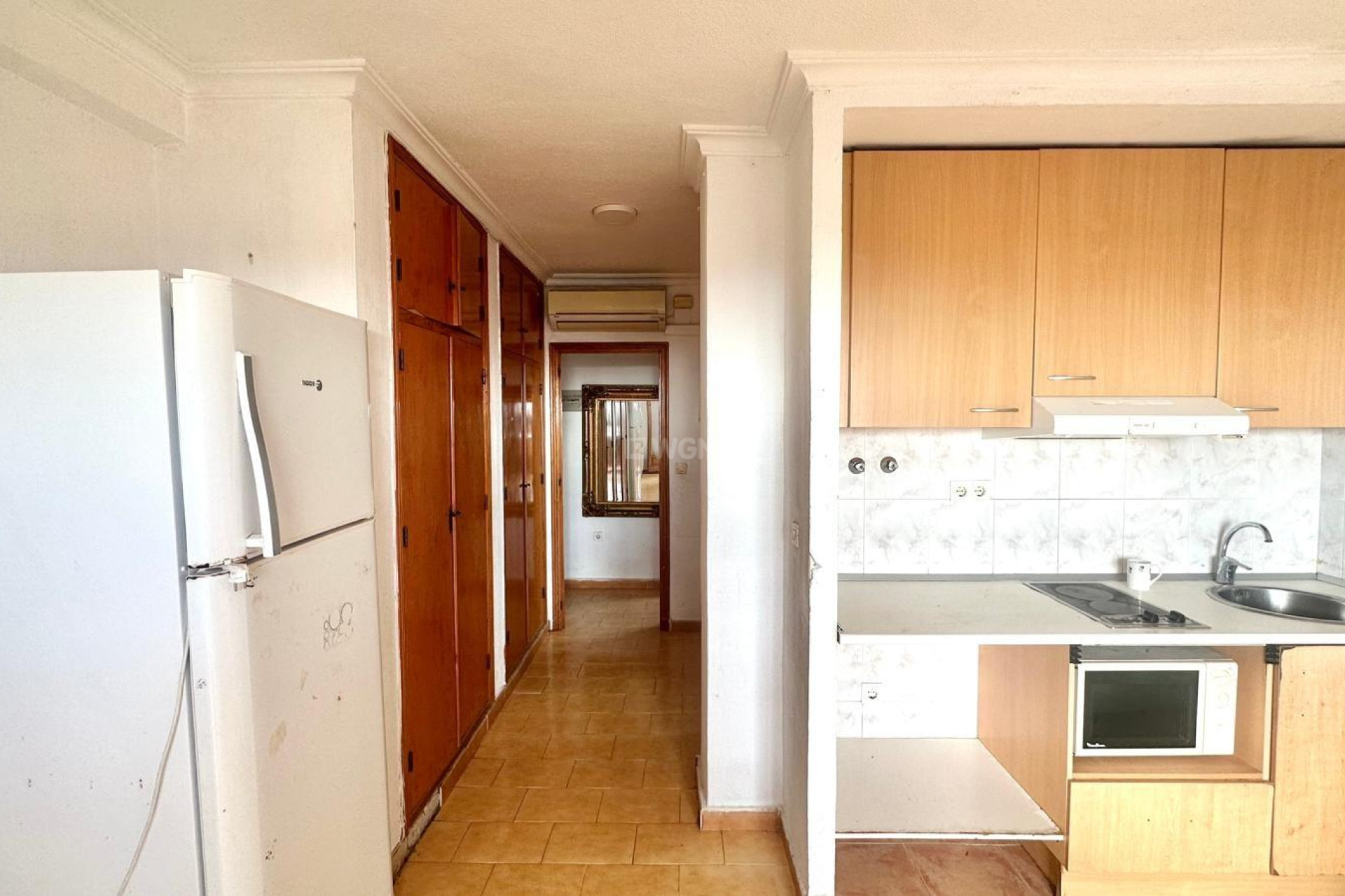 Odsprzedaż - Mieszkanie w bloku - Torrevieja - aguas nuevas