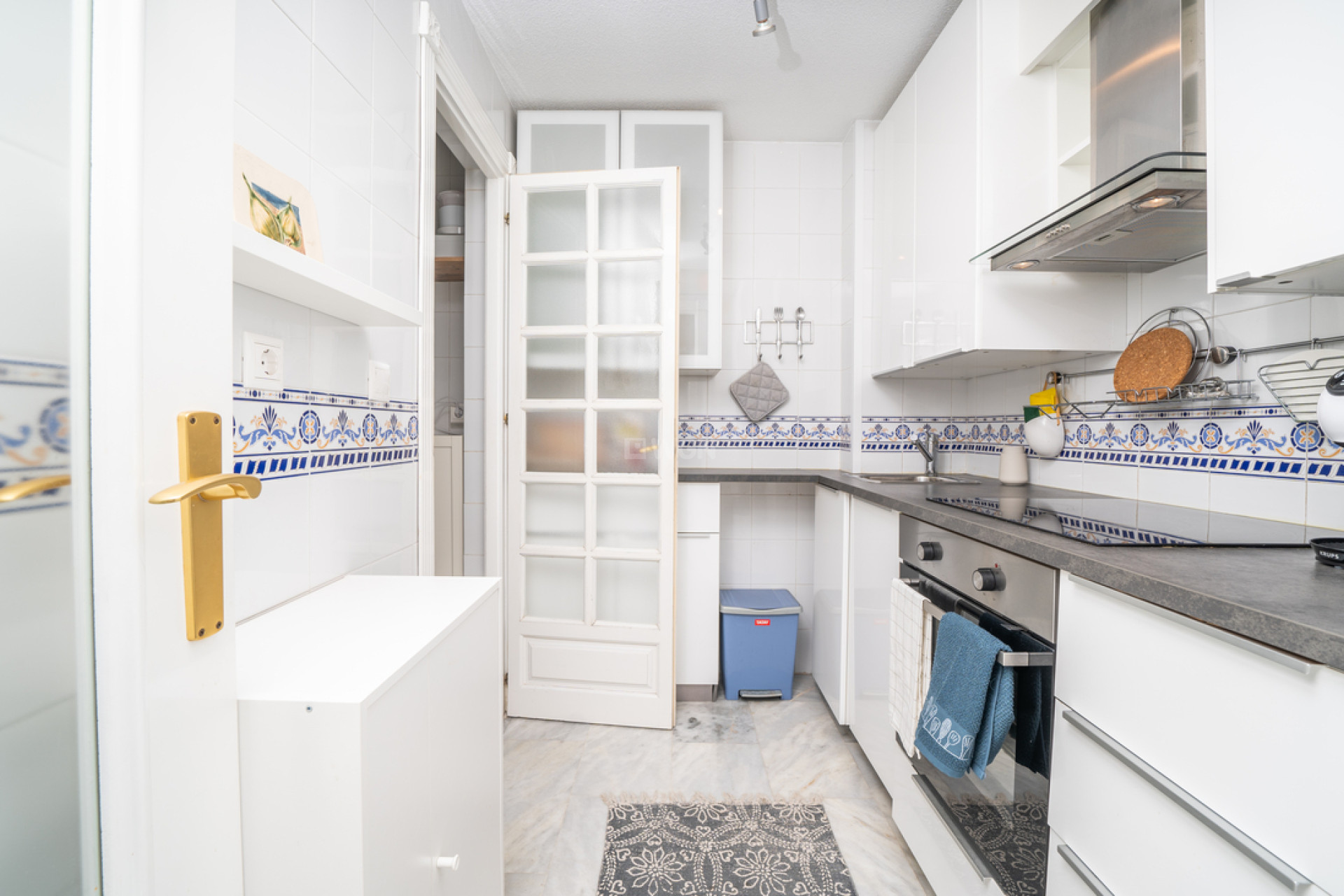 Odsprzedaż - Mieszkanie w bloku - Torrevieja - aguas nuevas