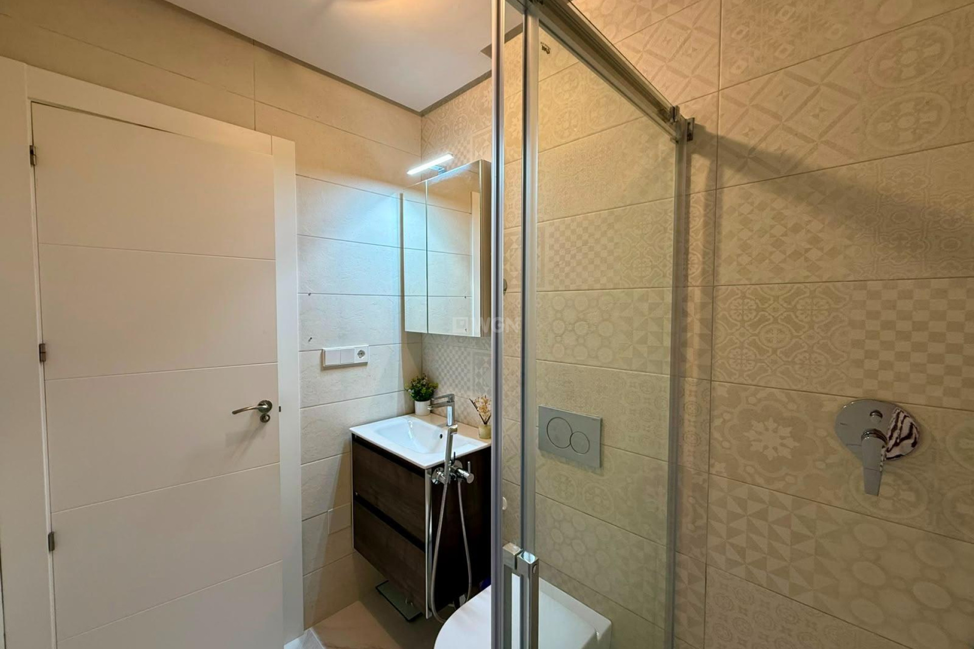 Odsprzedaż - Mieszkanie w bloku - Torrevieja - aguas nuevas