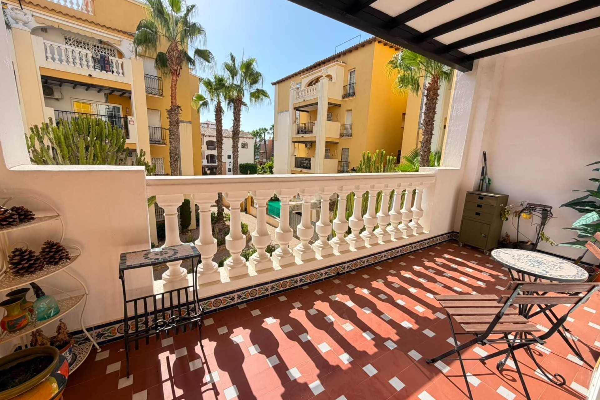 Odsprzedaż - Mieszkanie w bloku - Torrevieja - Aldea Del Mar