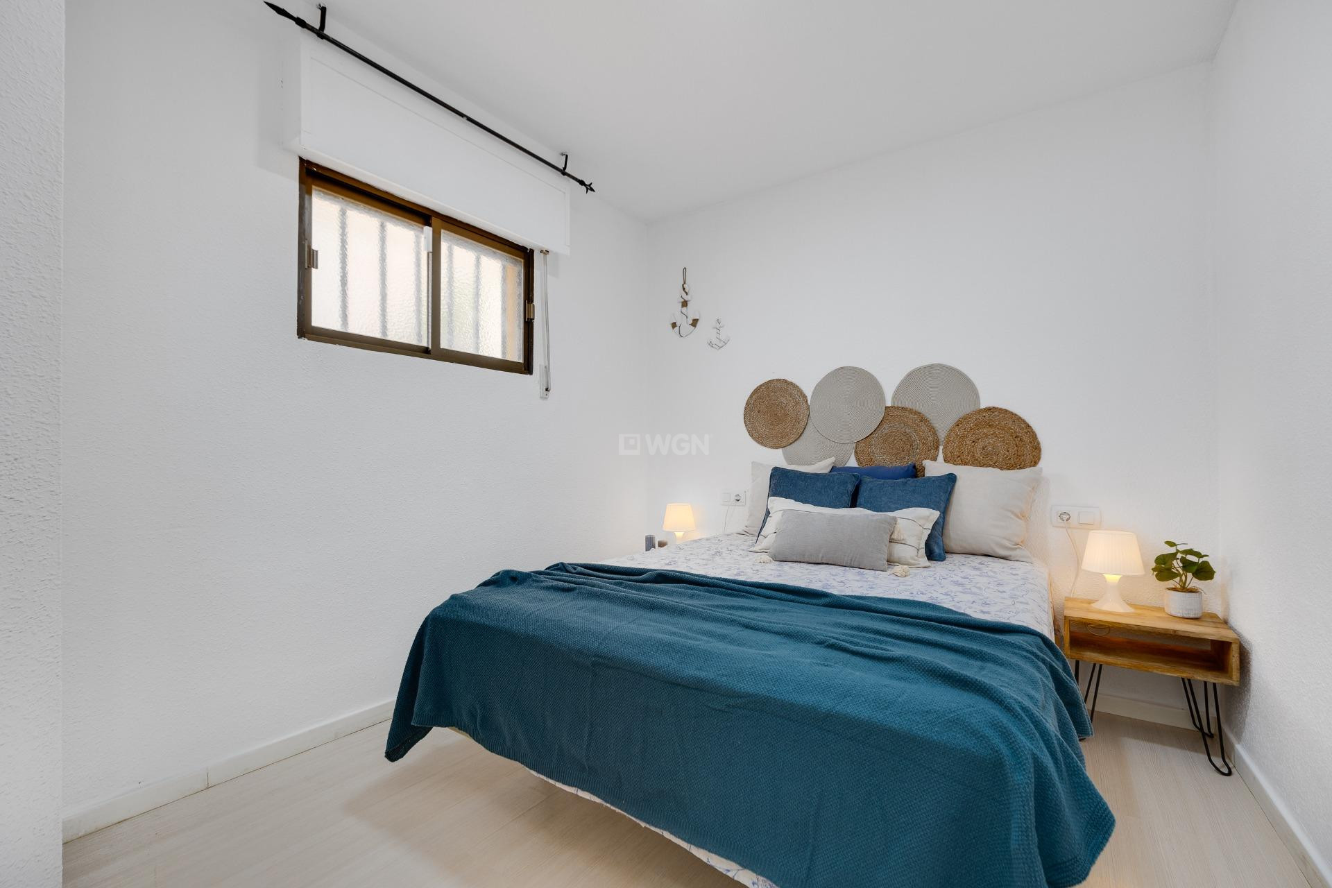 Odsprzedaż - Mieszkanie w bloku - Torrevieja - Cabo Cervera