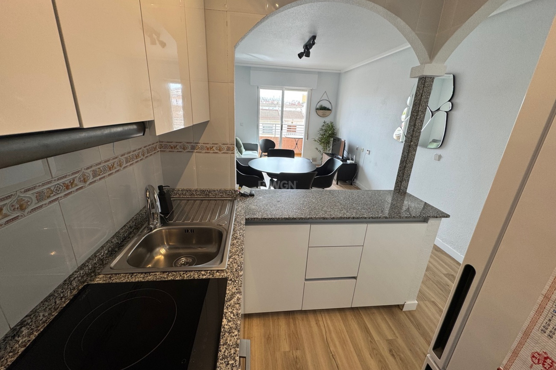 Odsprzedaż - Mieszkanie w bloku - Torrevieja - Calas Blancas