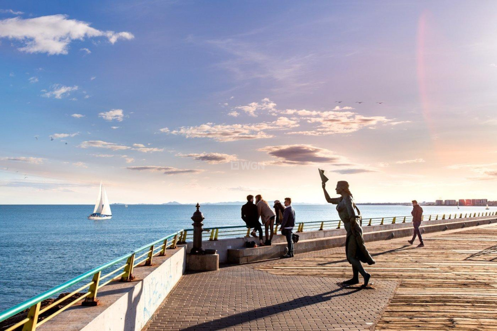 Odsprzedaż - Mieszkanie w bloku - Torrevieja - Centro - Muelle Pesquero