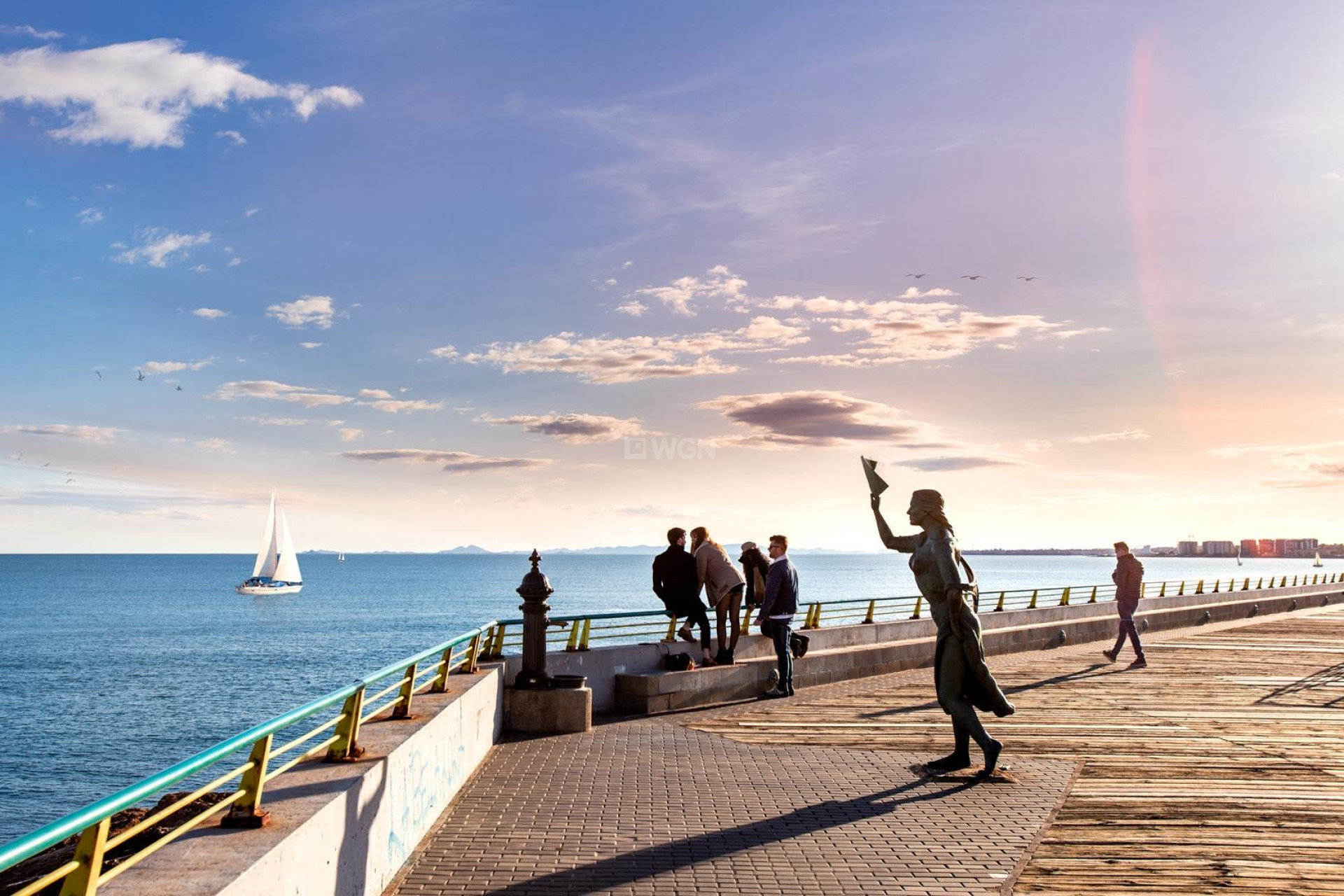Odsprzedaż - Mieszkanie w bloku - Torrevieja - Centro - Muelle Pesquero