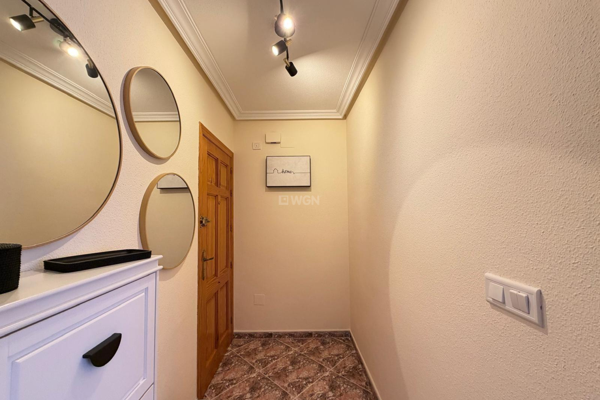 Odsprzedaż - Mieszkanie w bloku - Torrevieja - Centro