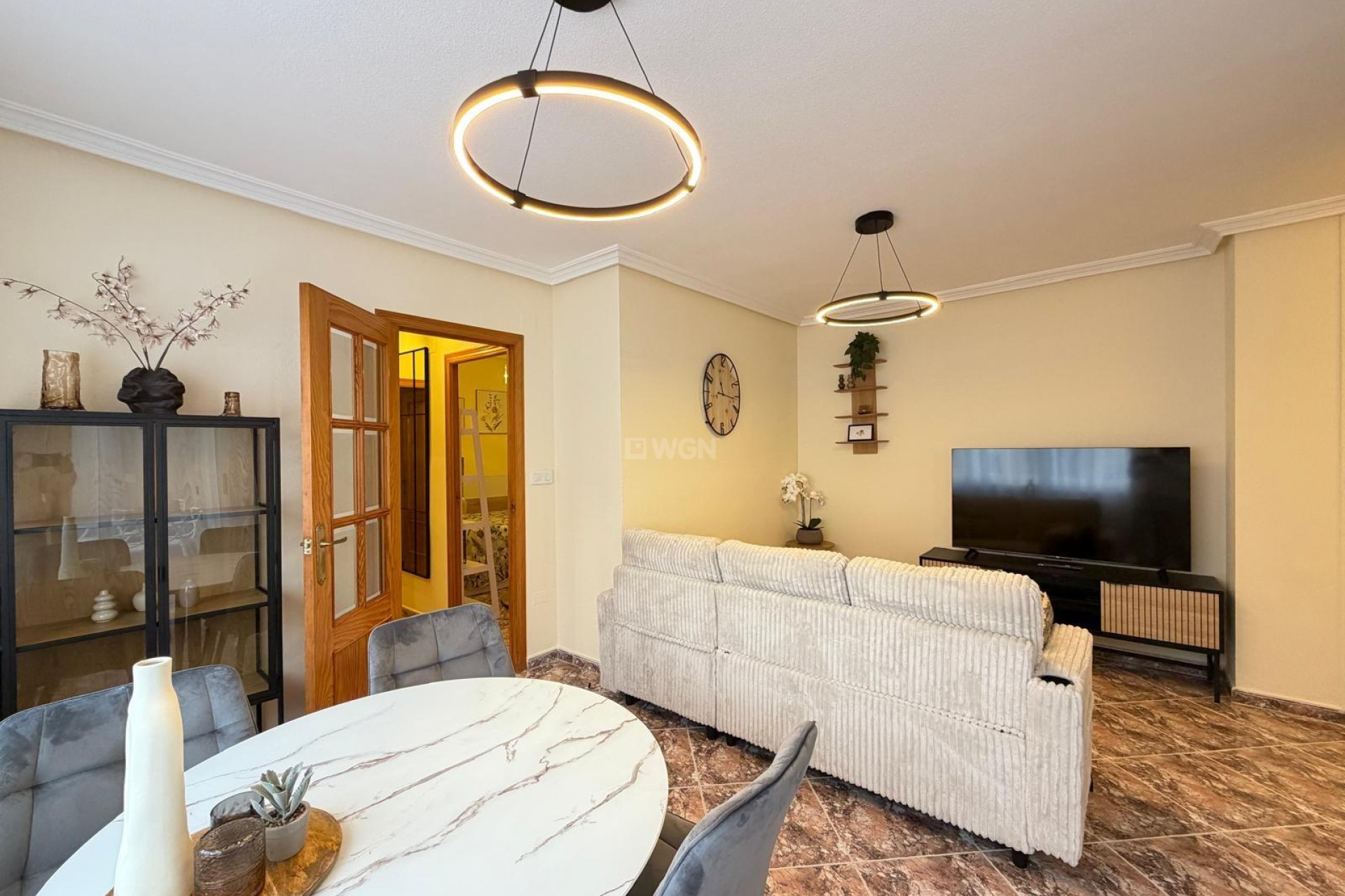 Odsprzedaż - Mieszkanie w bloku - Torrevieja - Centro