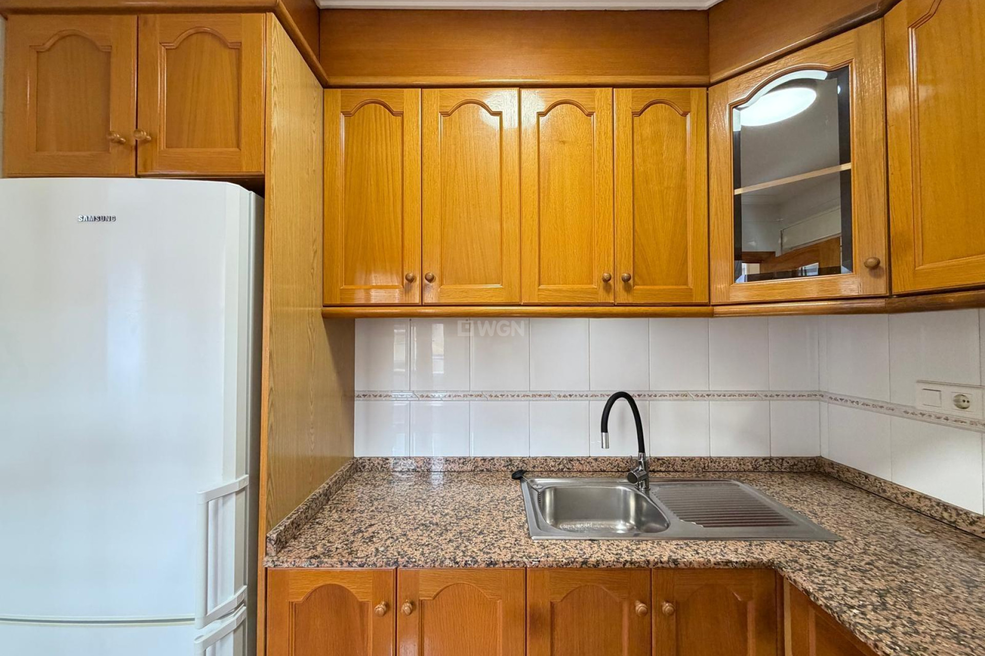 Odsprzedaż - Mieszkanie w bloku - Torrevieja - Centro