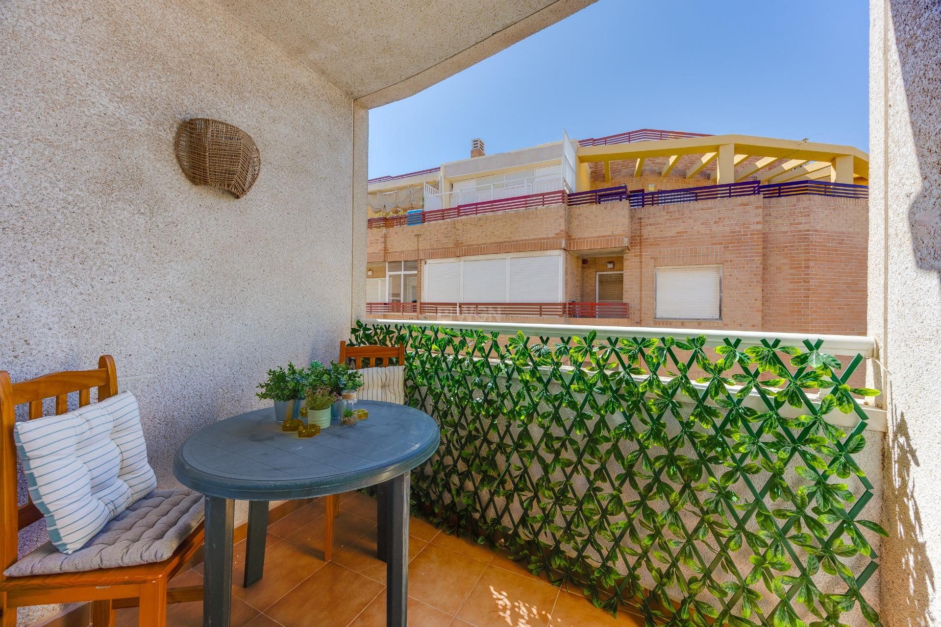 Odsprzedaż - Mieszkanie w bloku - Torrevieja - Centro