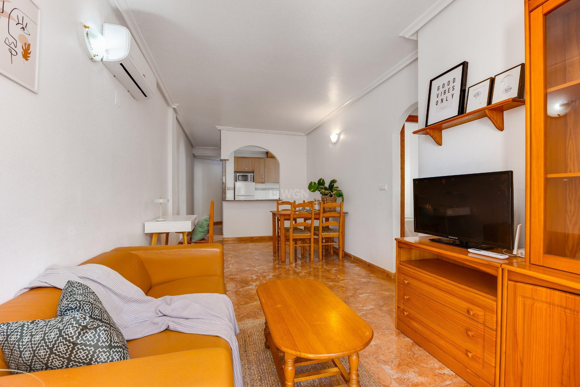 Odsprzedaż - Mieszkanie w bloku - Torrevieja - Centro
