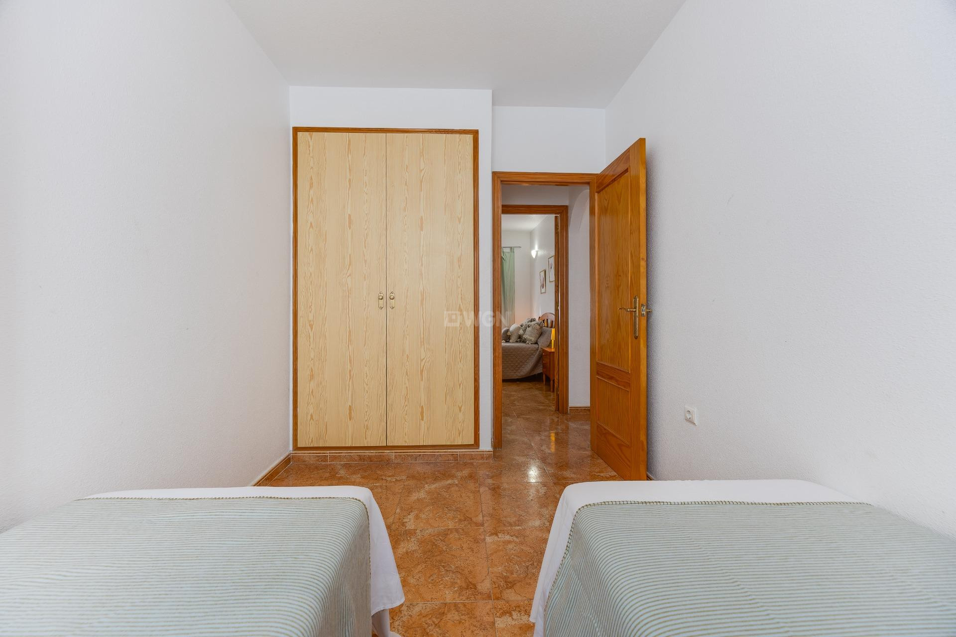 Odsprzedaż - Mieszkanie w bloku - Torrevieja - Centro