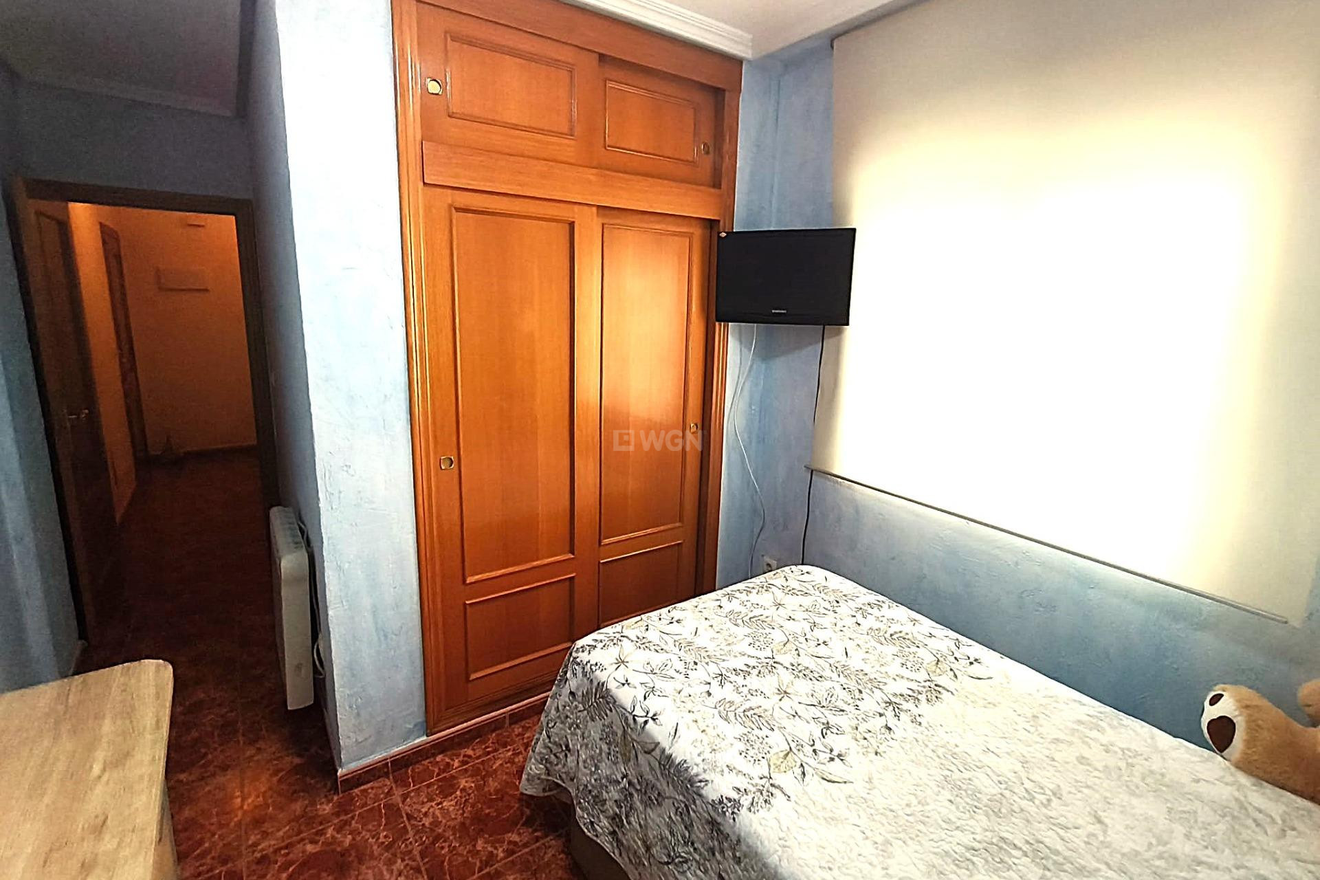 Odsprzedaż - Mieszkanie w bloku - Torrevieja - Centro