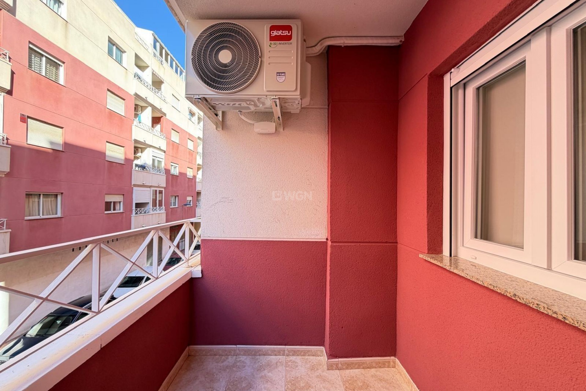 Odsprzedaż - Mieszkanie w bloku - Torrevieja - Centro