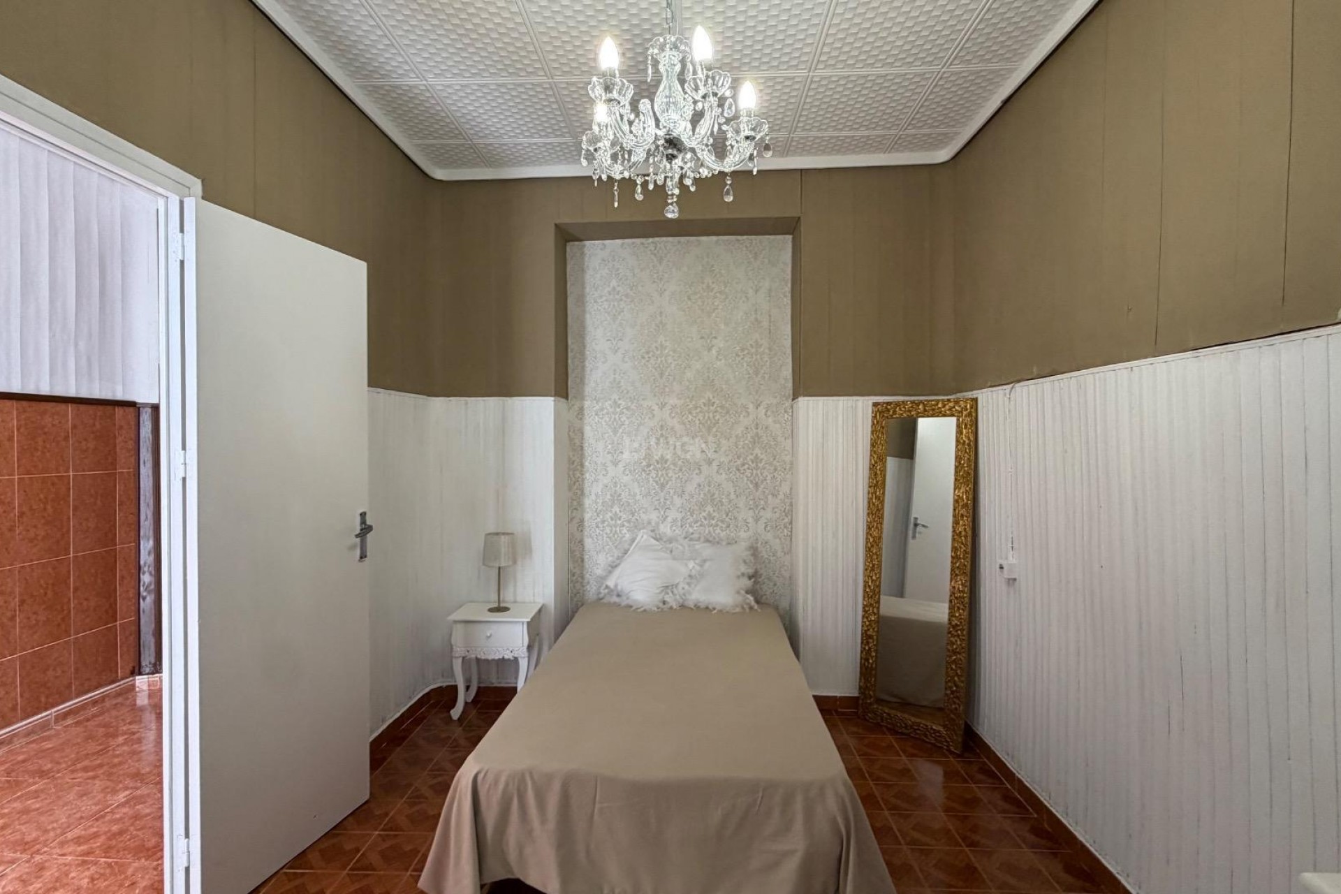 Odsprzedaż - Mieszkanie w bloku - Torrevieja - Centro