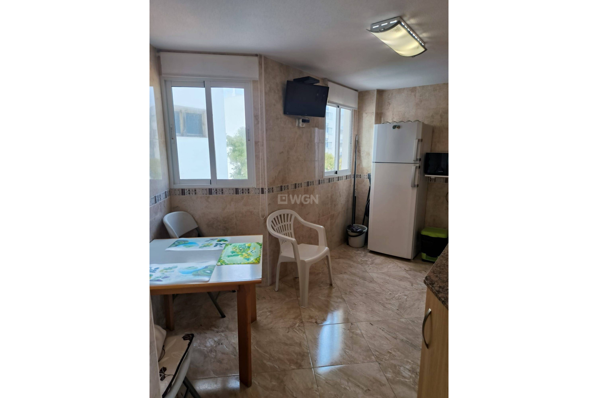 Odsprzedaż - Mieszkanie w bloku - Torrevieja - Centro