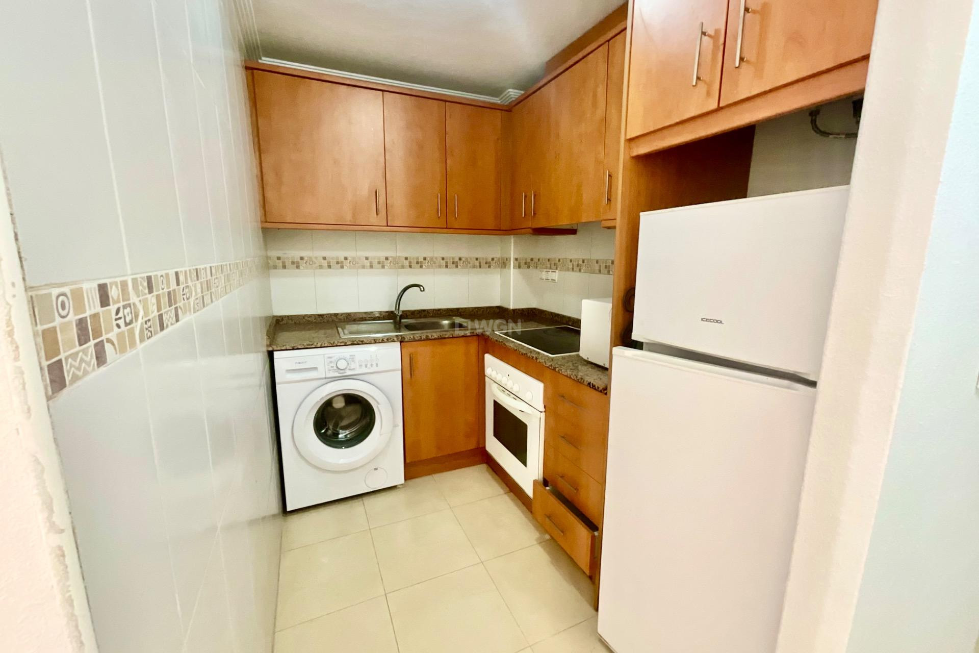 Odsprzedaż - Mieszkanie w bloku - Torrevieja - Centro