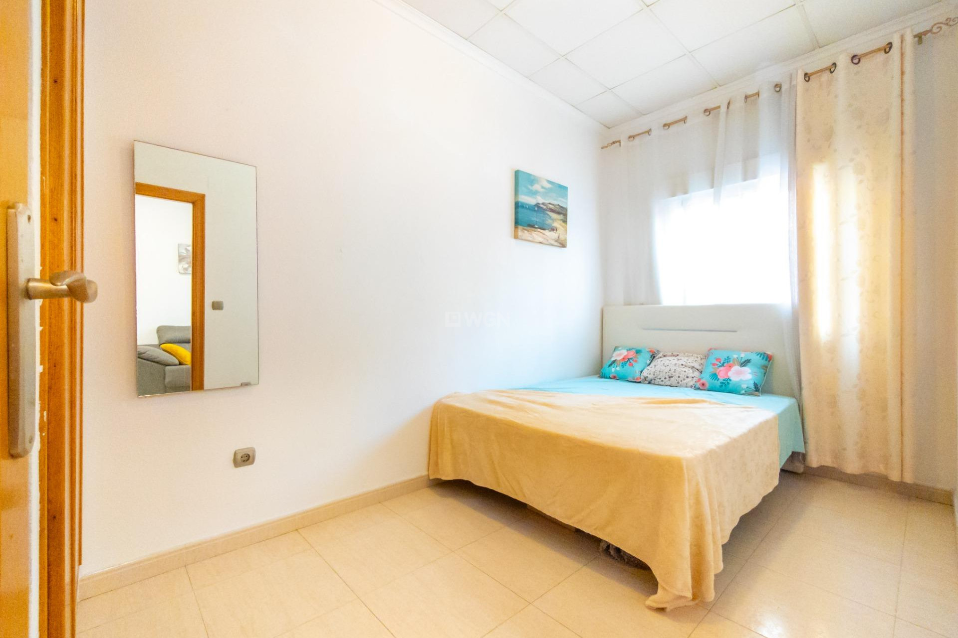 Odsprzedaż - Mieszkanie w bloku - Torrevieja - Centro