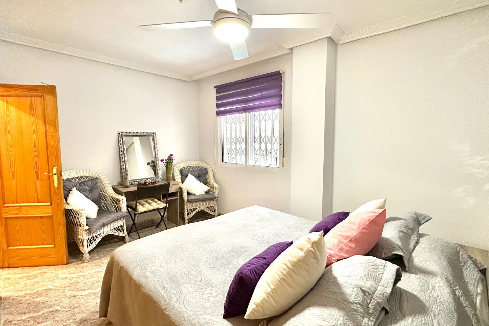 Odsprzedaż - Mieszkanie w bloku - Torrevieja - Centro