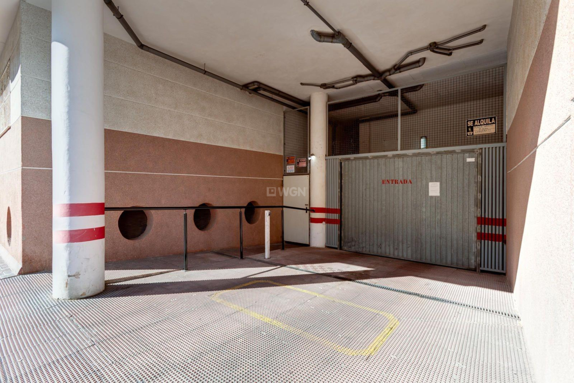 Odsprzedaż - Mieszkanie w bloku - Torrevieja - Centro