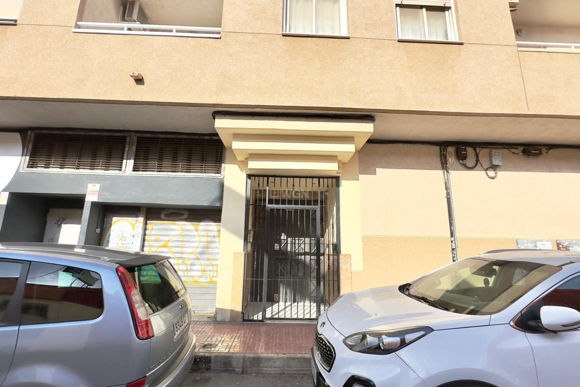 Odsprzedaż - Mieszkanie w bloku - Torrevieja - Centro