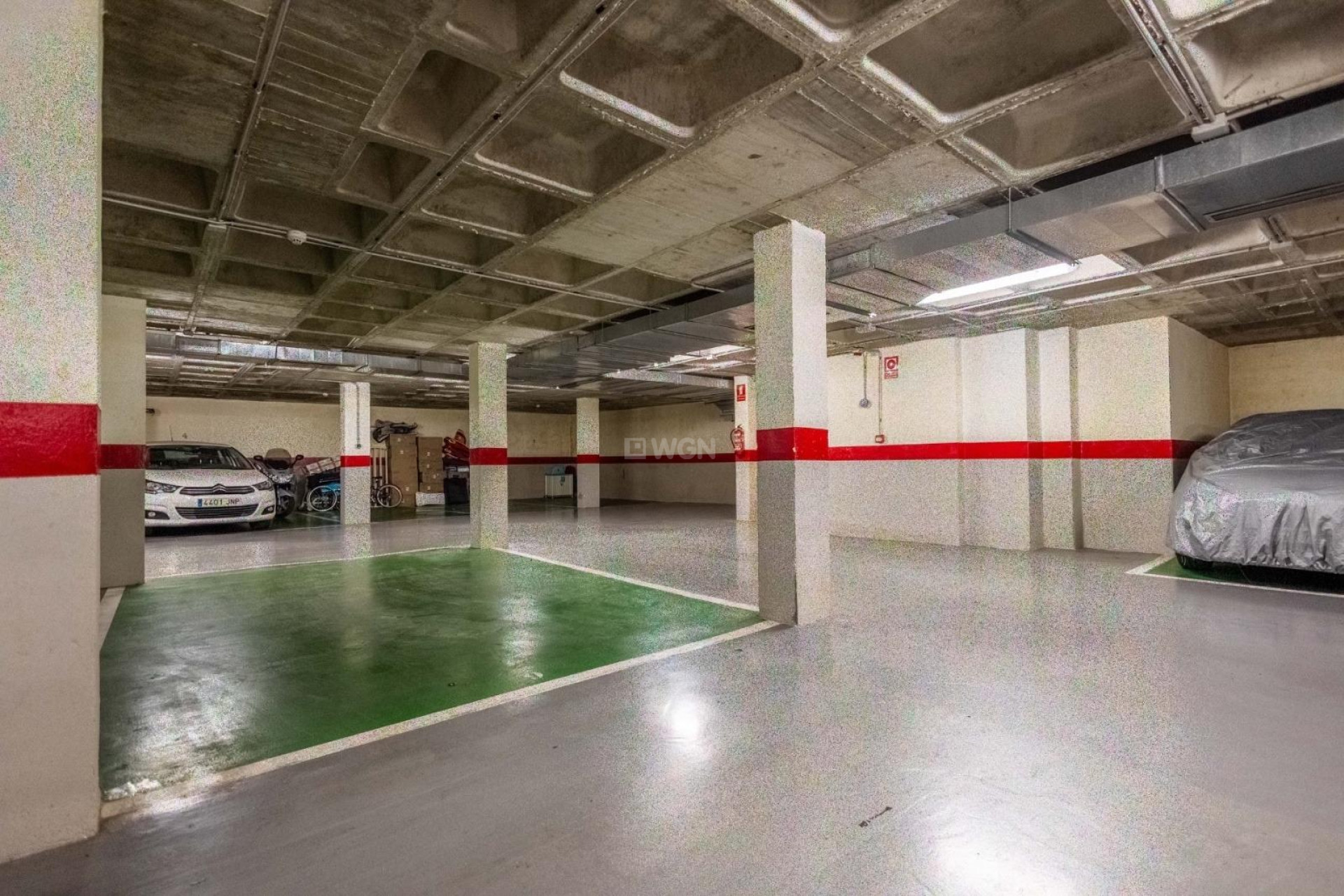 Odsprzedaż - Mieszkanie w bloku - Torrevieja - Centro