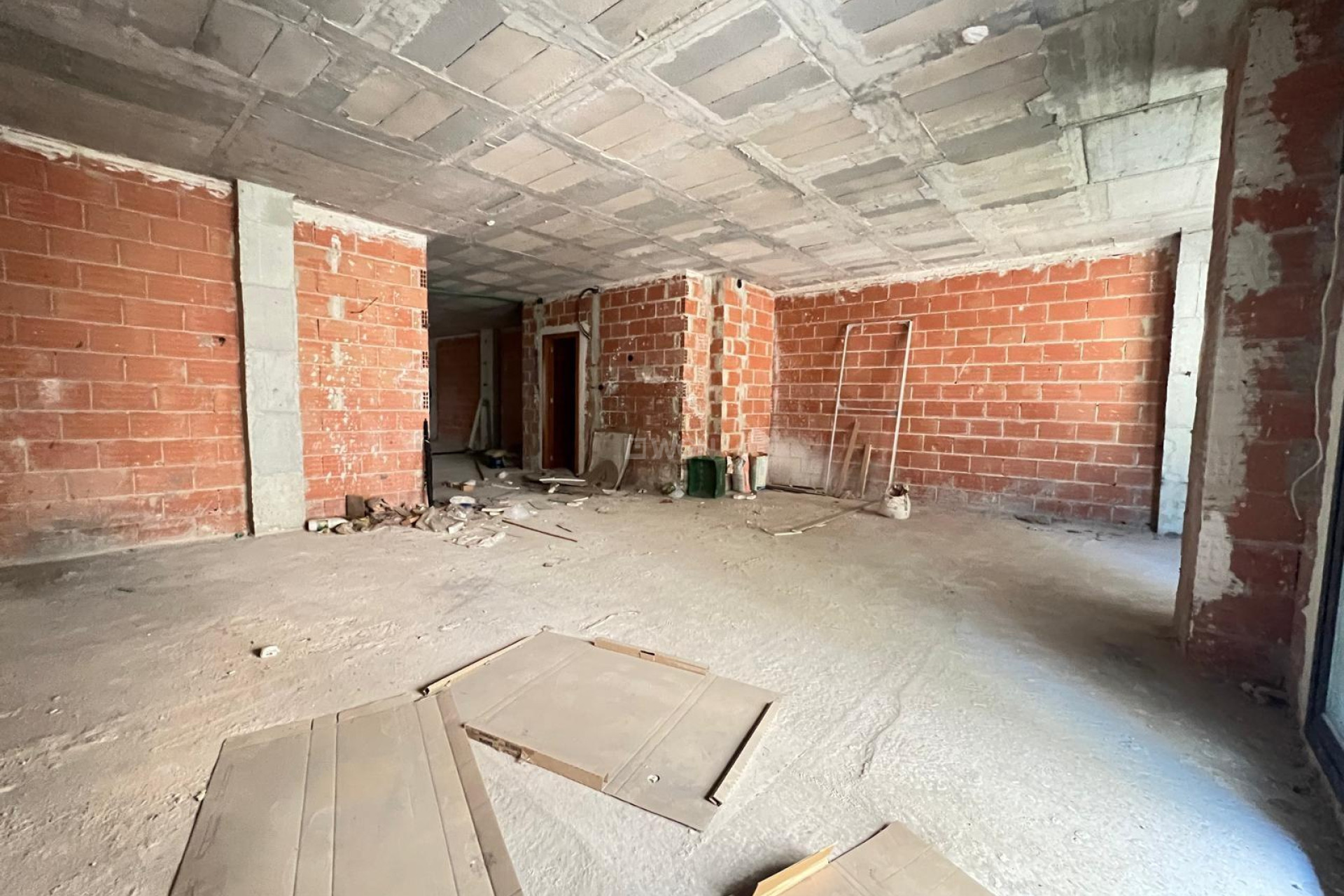 Odsprzedaż - Mieszkanie w bloku - Torrevieja - Centro