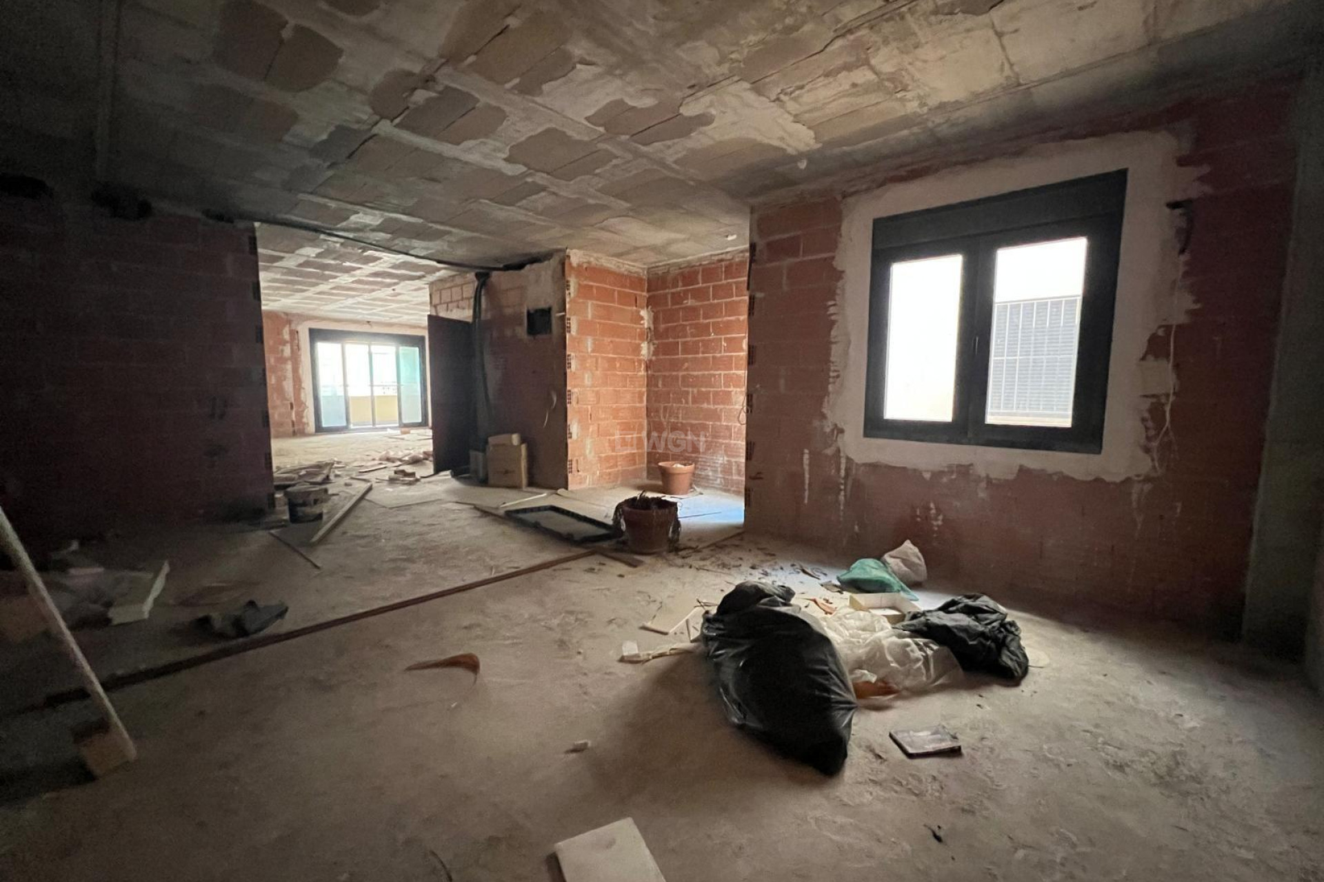 Odsprzedaż - Mieszkanie w bloku - Torrevieja - Centro