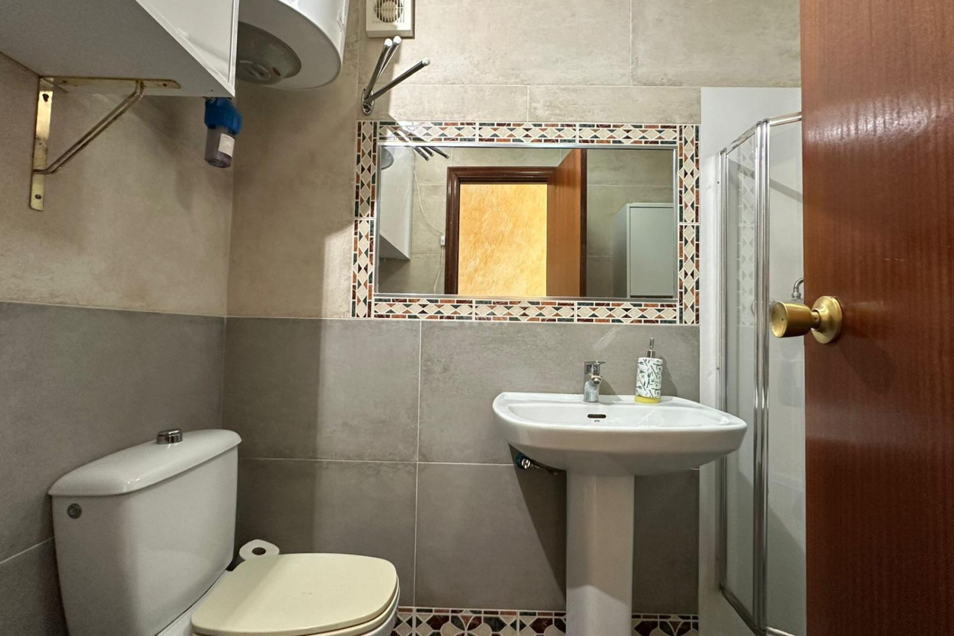 Odsprzedaż - Mieszkanie w bloku - Torrevieja - Centro