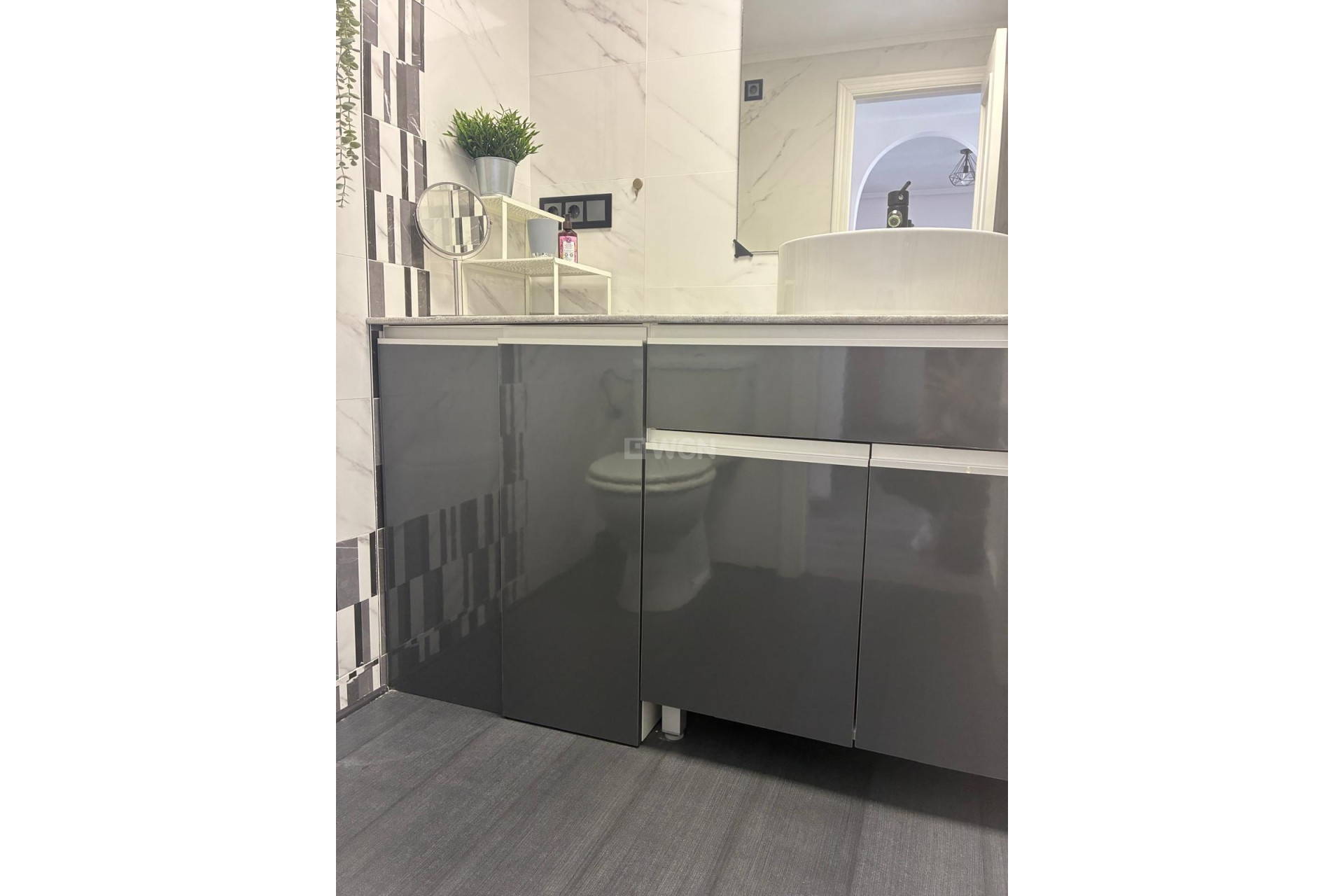 Odsprzedaż - Mieszkanie w bloku - Torrevieja - Centro