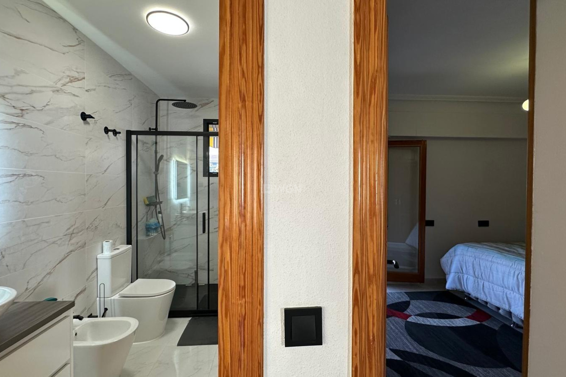 Odsprzedaż - Mieszkanie w bloku - Torrevieja - Centro