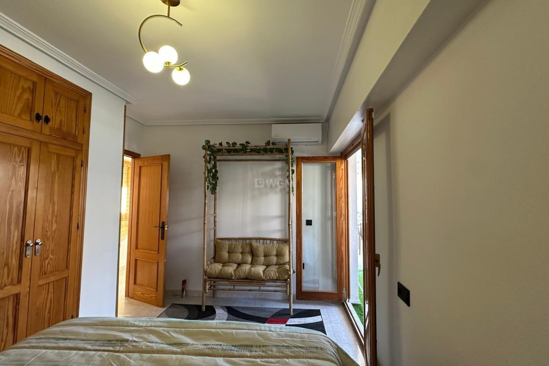 Odsprzedaż - Mieszkanie w bloku - Torrevieja - Centro