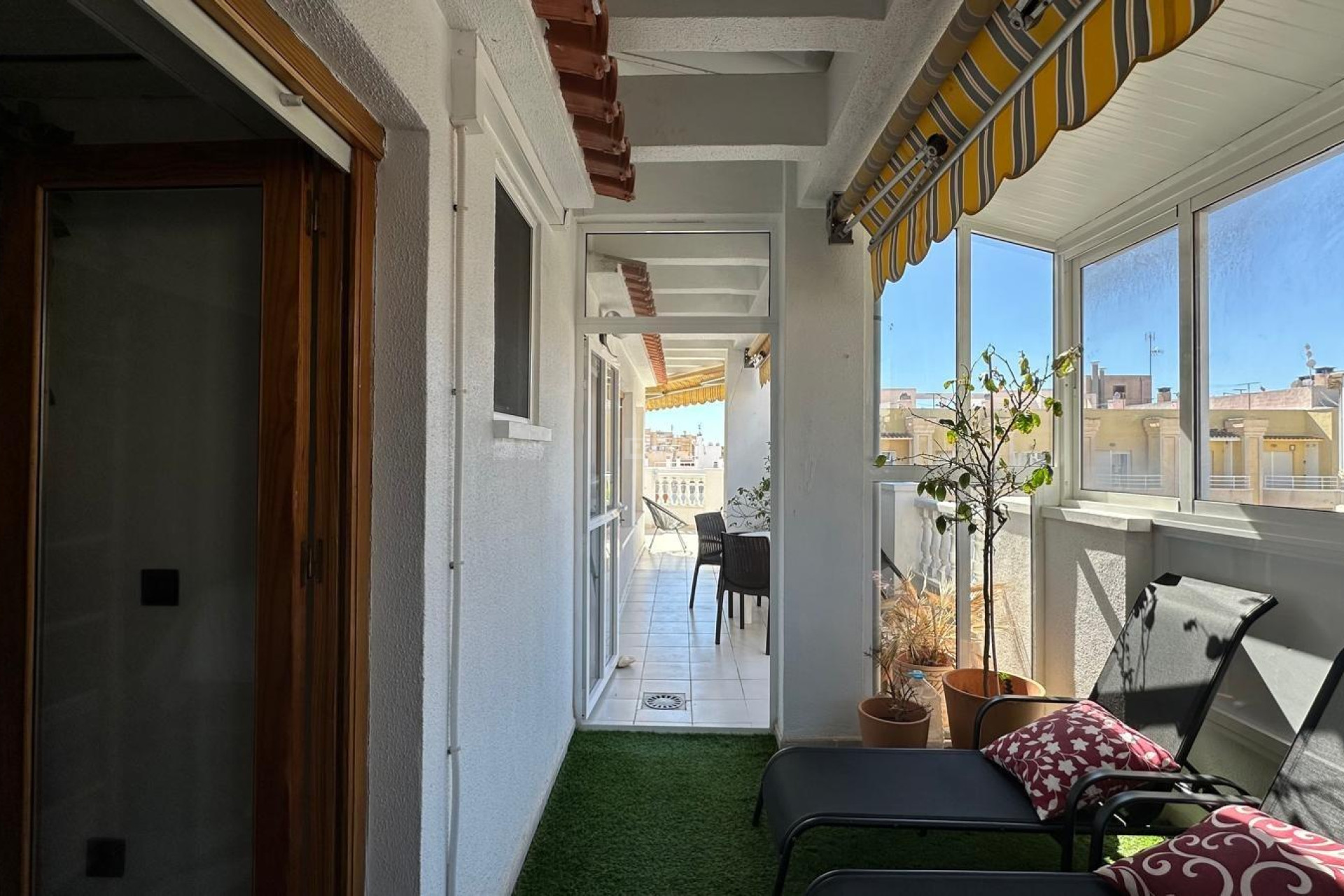 Odsprzedaż - Mieszkanie w bloku - Torrevieja - Centro