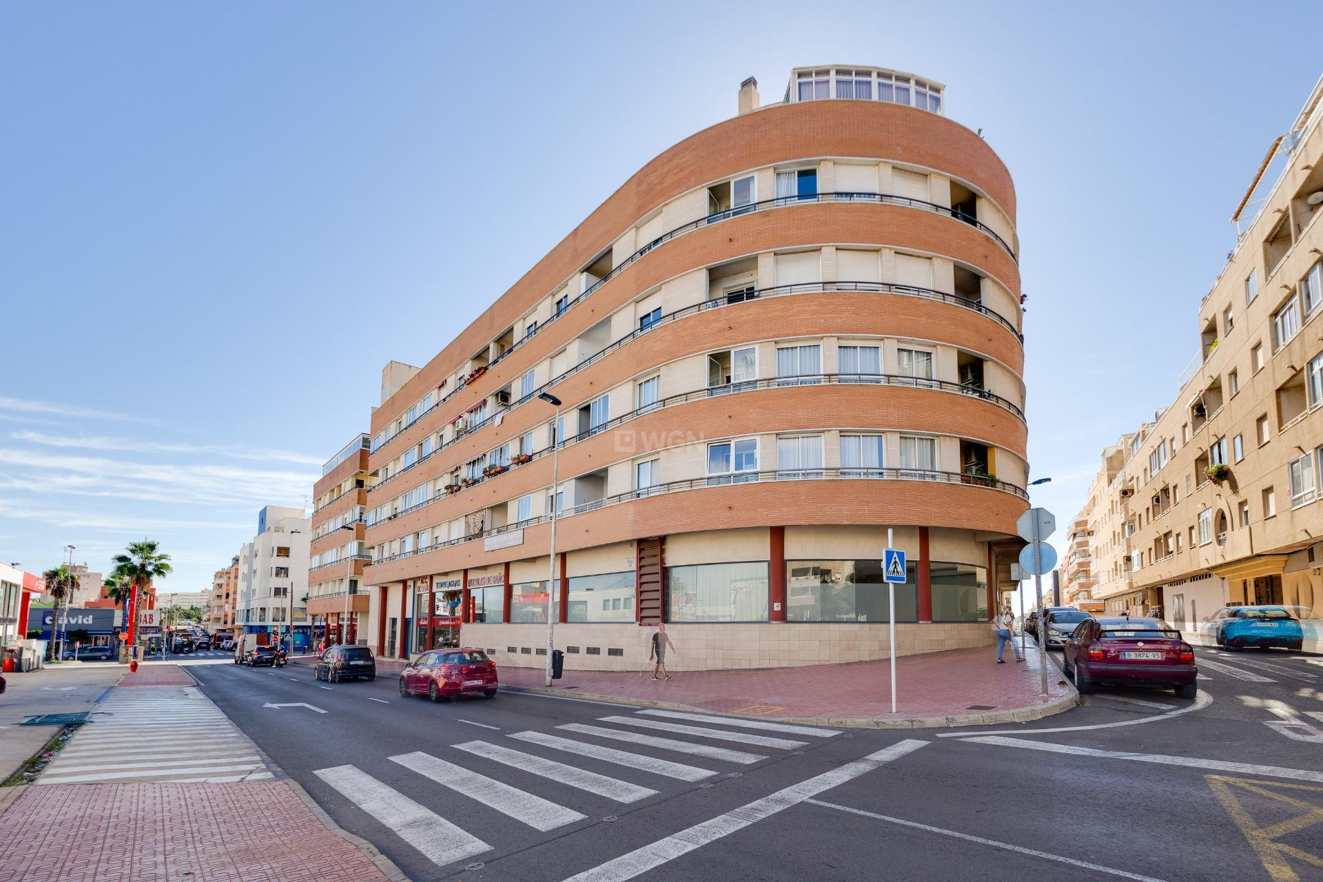 Odsprzedaż - Mieszkanie w bloku - Torrevieja - Centro