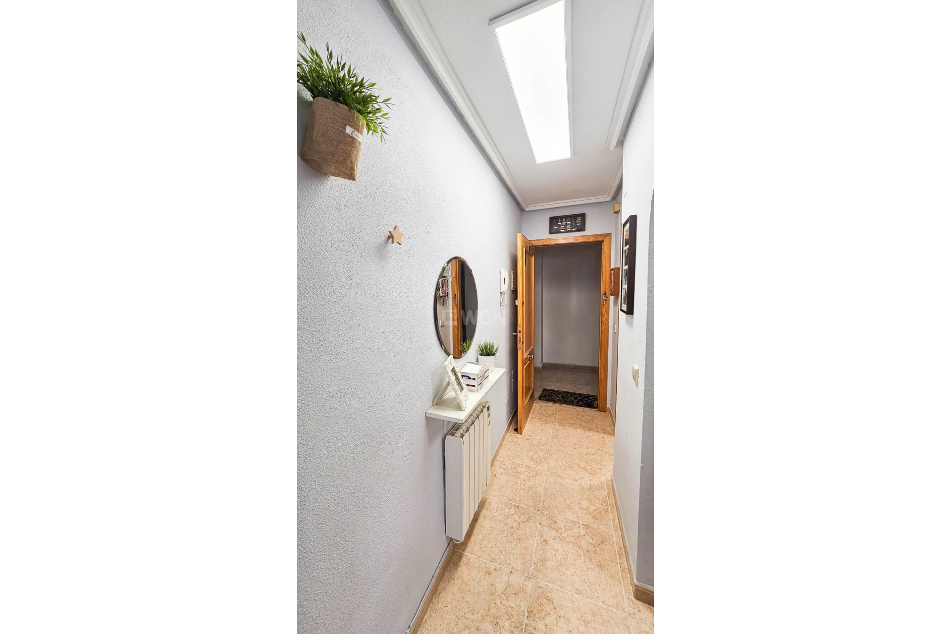 Odsprzedaż - Mieszkanie w bloku - Torrevieja - Centro