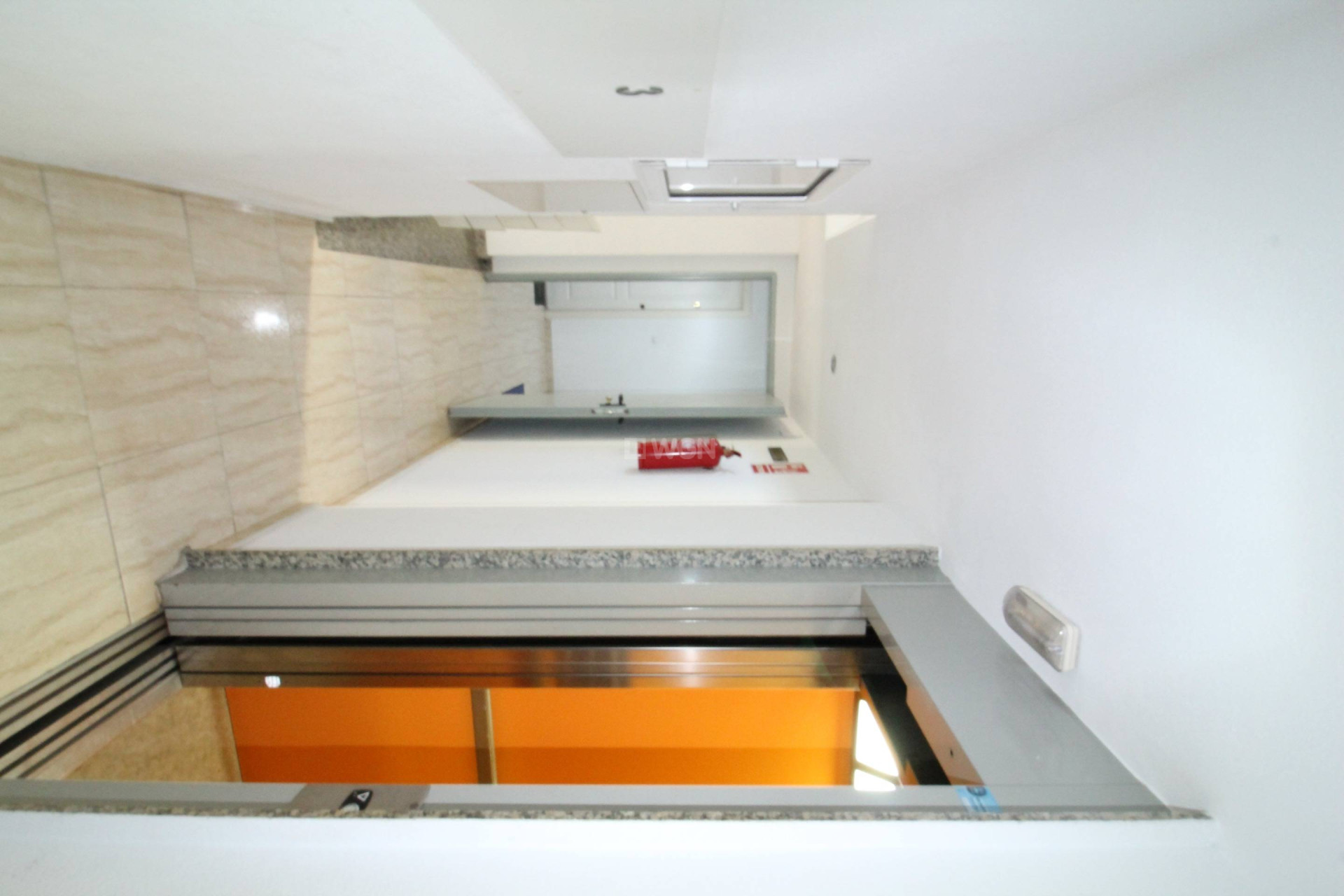 Odsprzedaż - Mieszkanie w bloku - Torrevieja - Centro