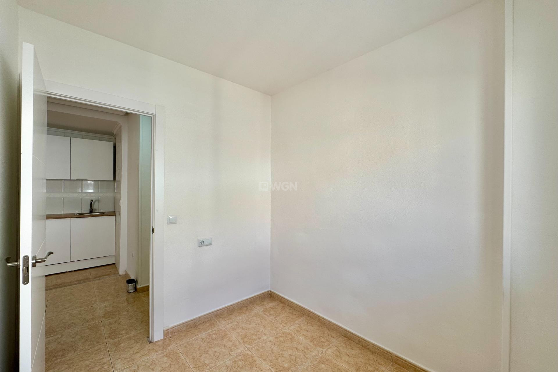 Odsprzedaż - Mieszkanie w bloku - Torrevieja - Centro