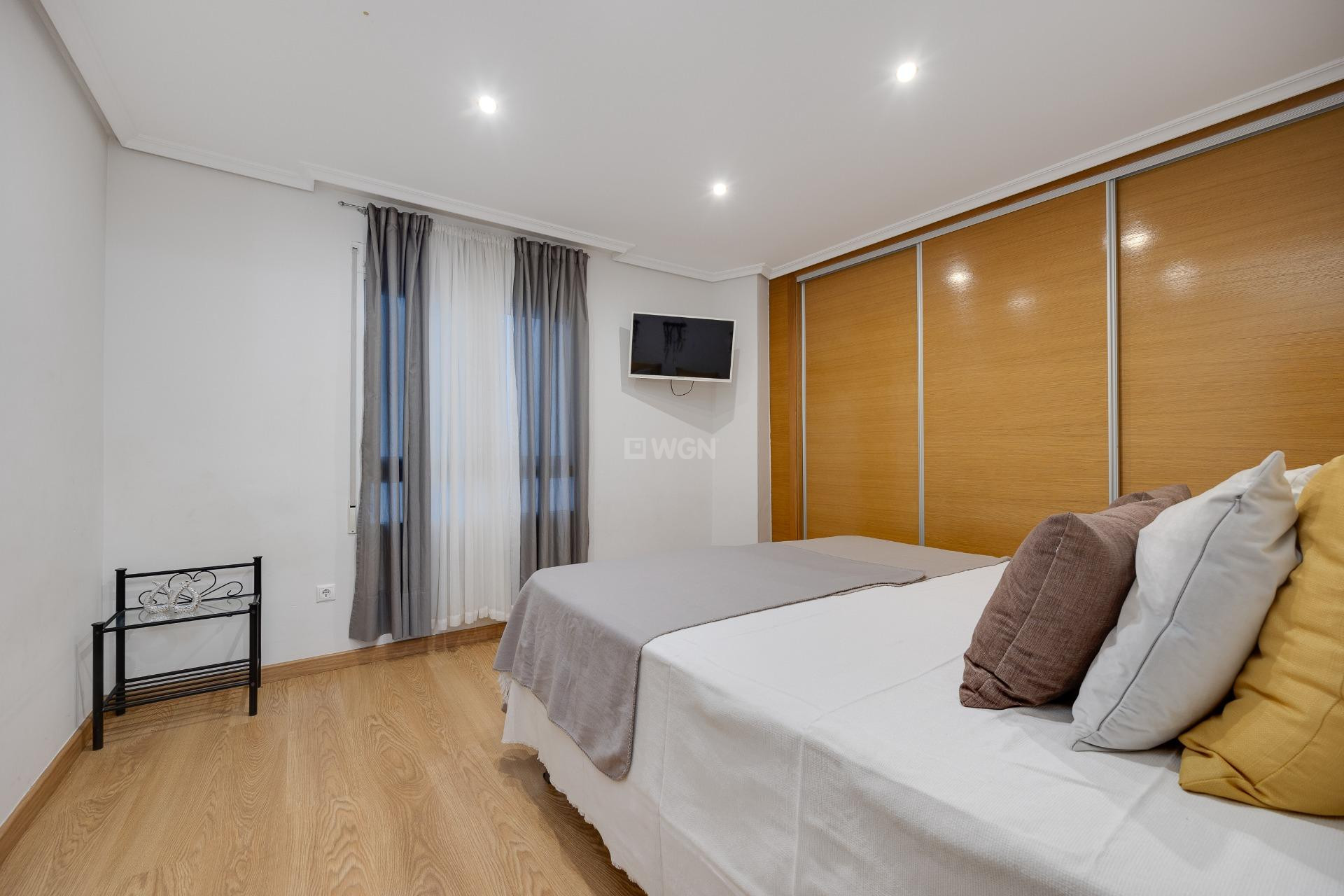 Odsprzedaż - Mieszkanie w bloku - Torrevieja - Centro