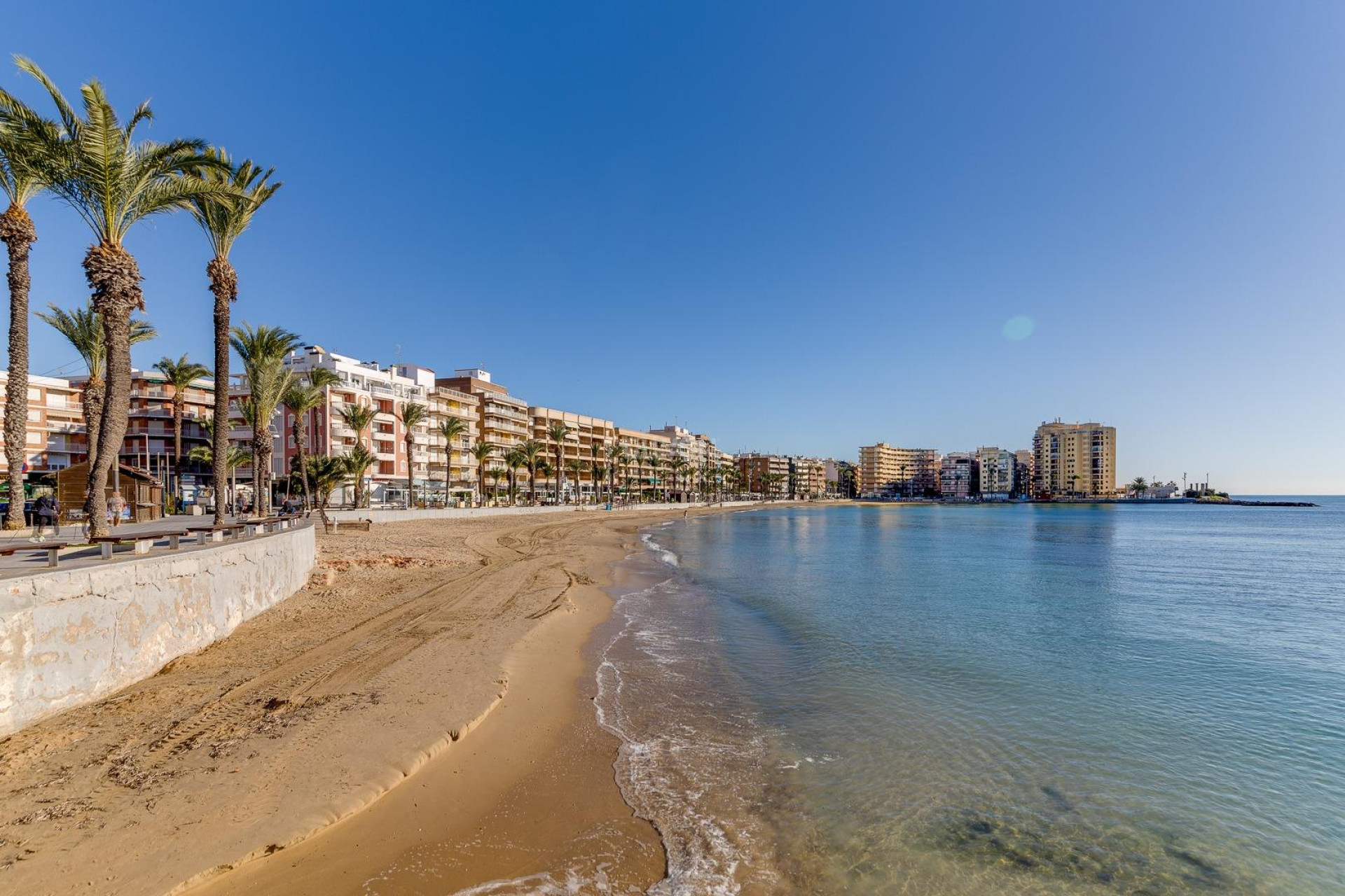 Odsprzedaż - Mieszkanie w bloku - Torrevieja - Centro