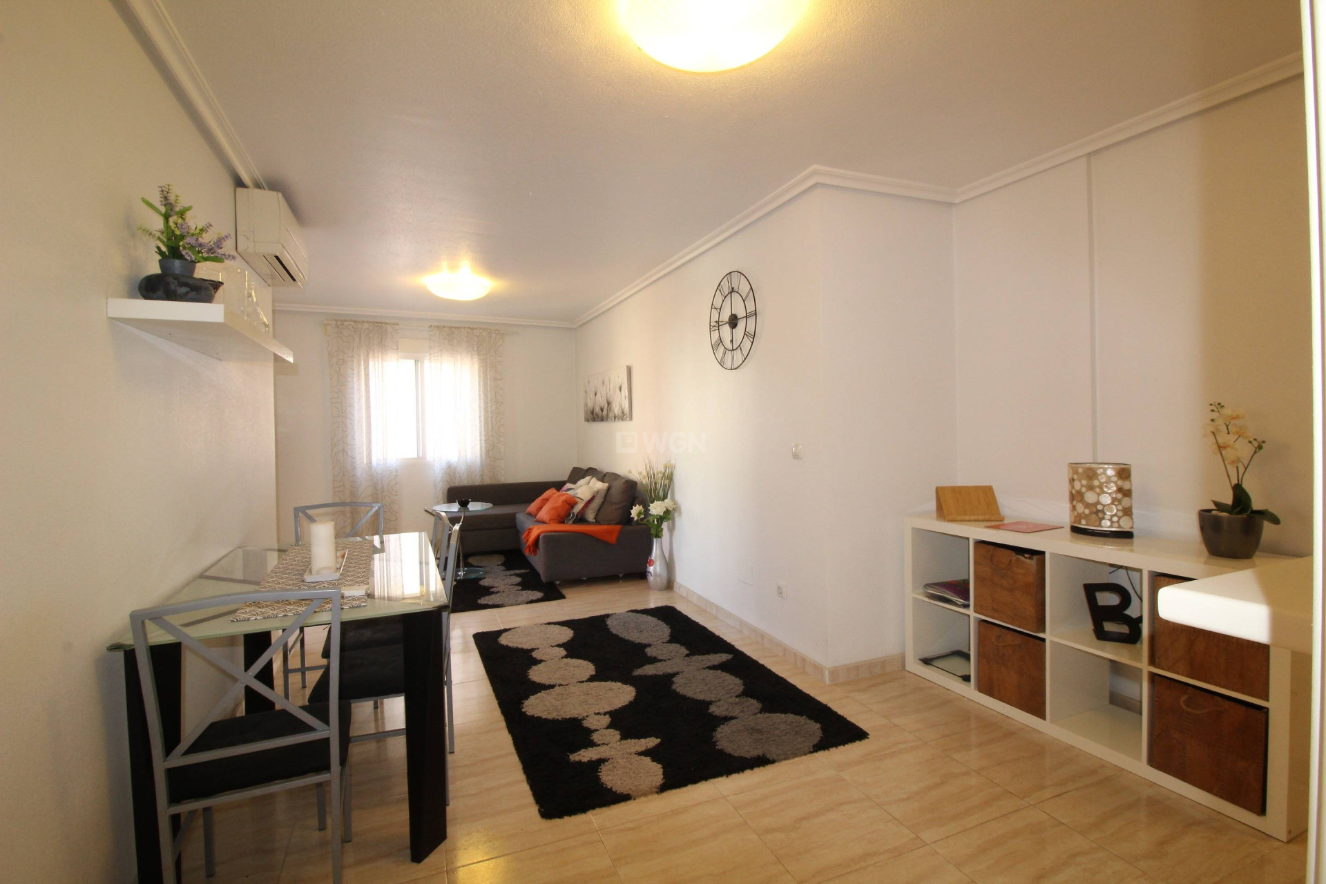 Odsprzedaż - Mieszkanie w bloku - Torrevieja - Centro